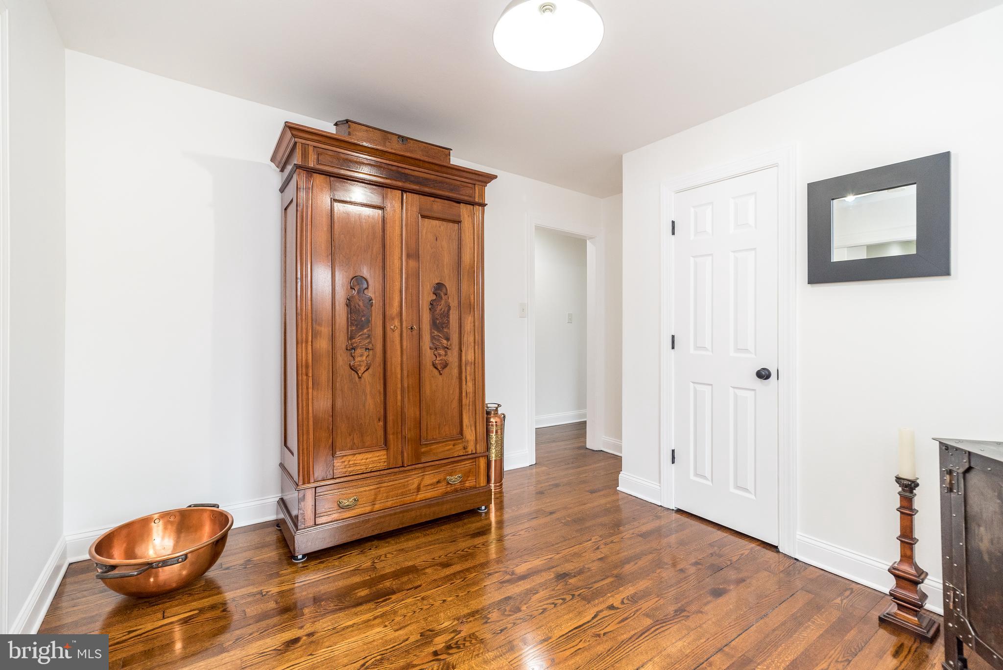 BEDMINSTER - Residential