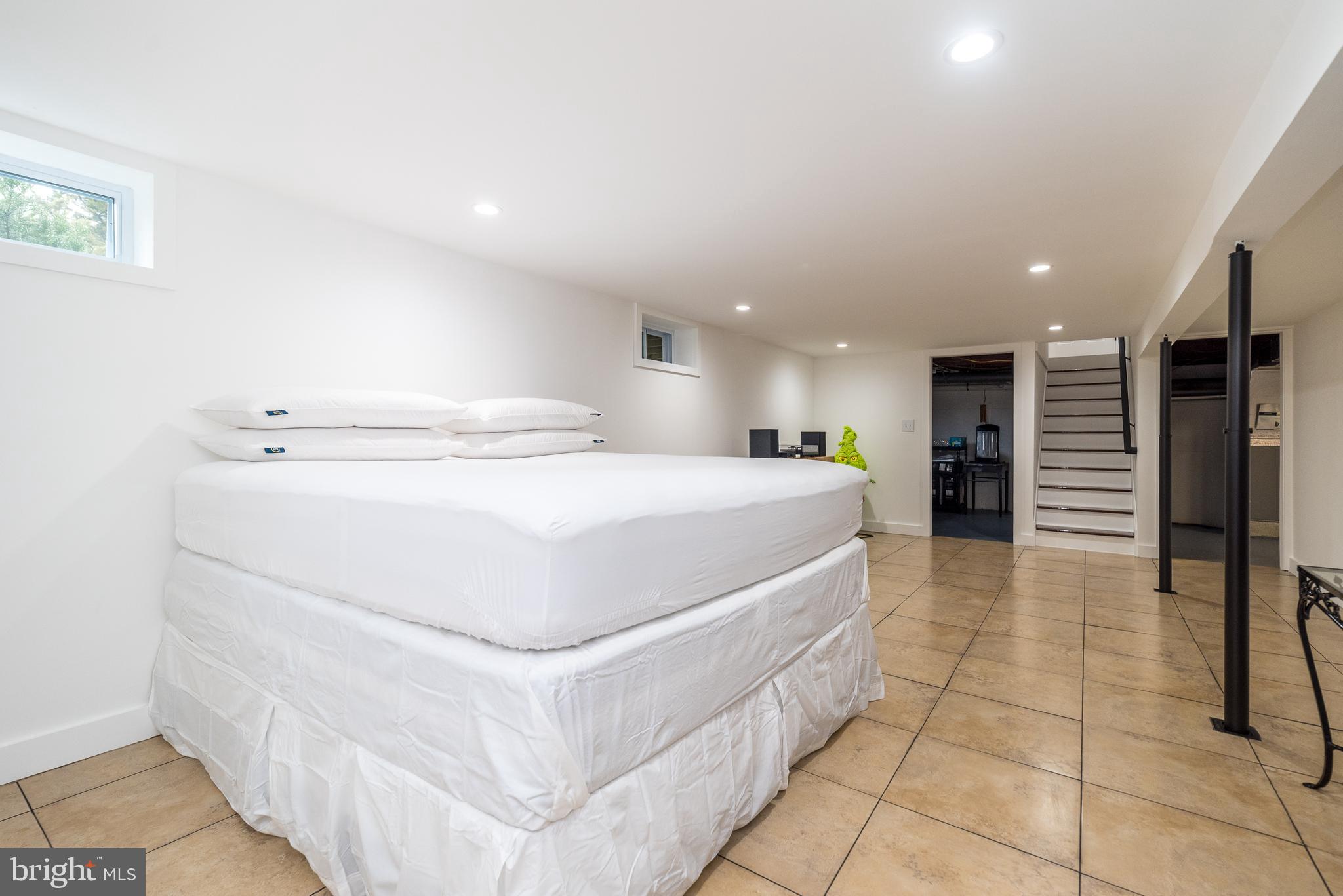 BEDMINSTER - Residential