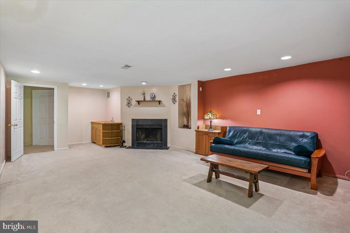 FLINT LEDGE ESTATES - Residential