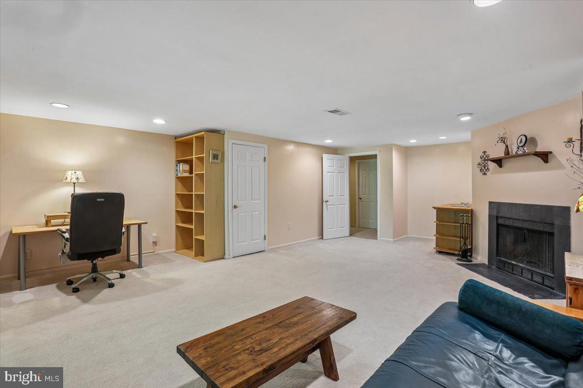FLINT LEDGE ESTATES - Residential