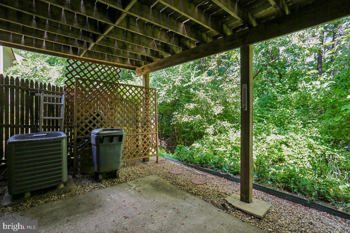 FLINT LEDGE ESTATES - Residential