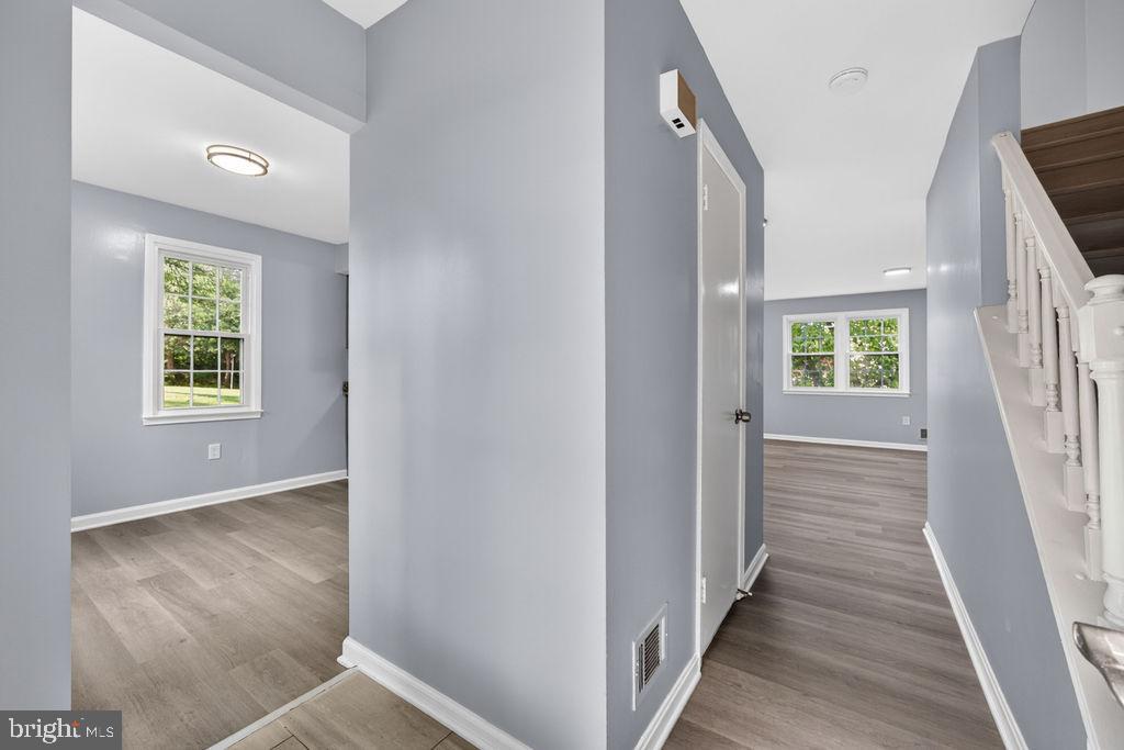 SHADY GROVE VILLAGE - Residential