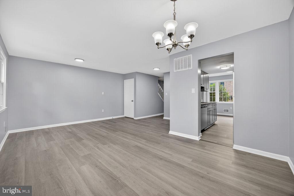 SHADY GROVE VILLAGE - Residential