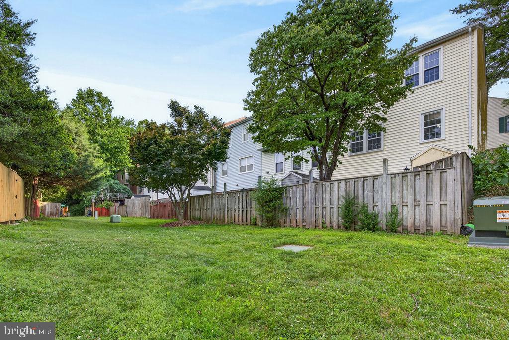 SHADY GROVE VILLAGE - Residential