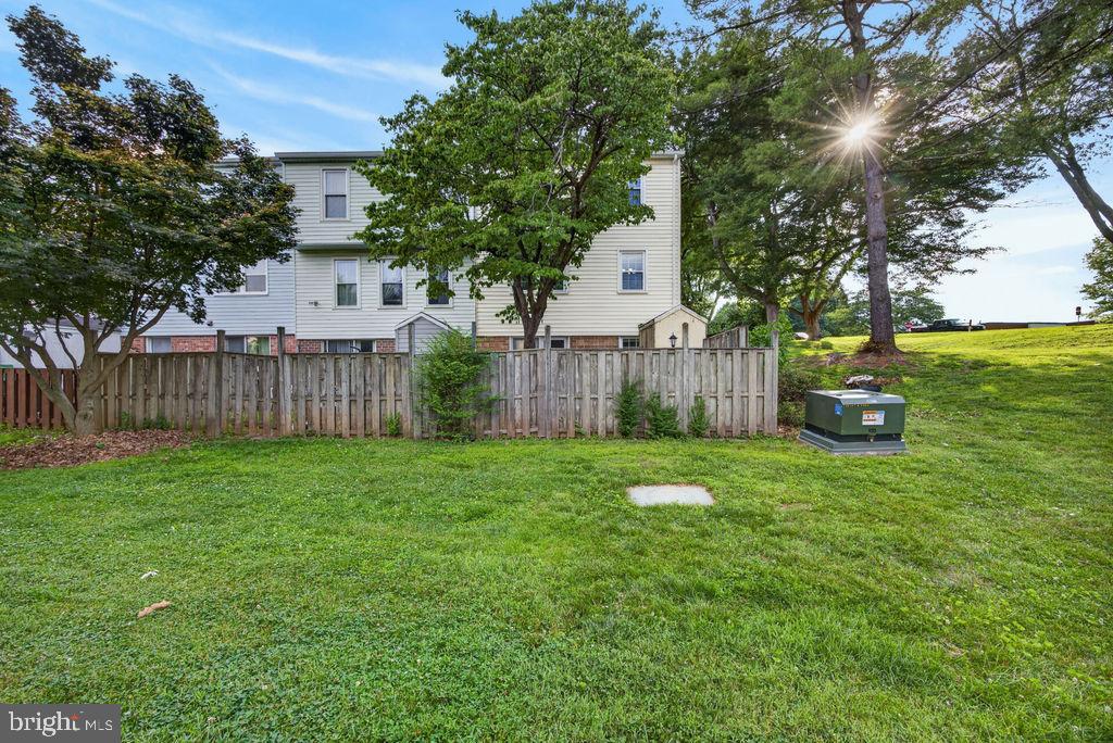 SHADY GROVE VILLAGE - Residential