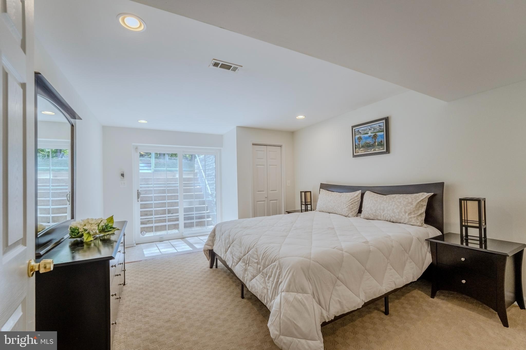 BERKSHIRE WOODS - Residential