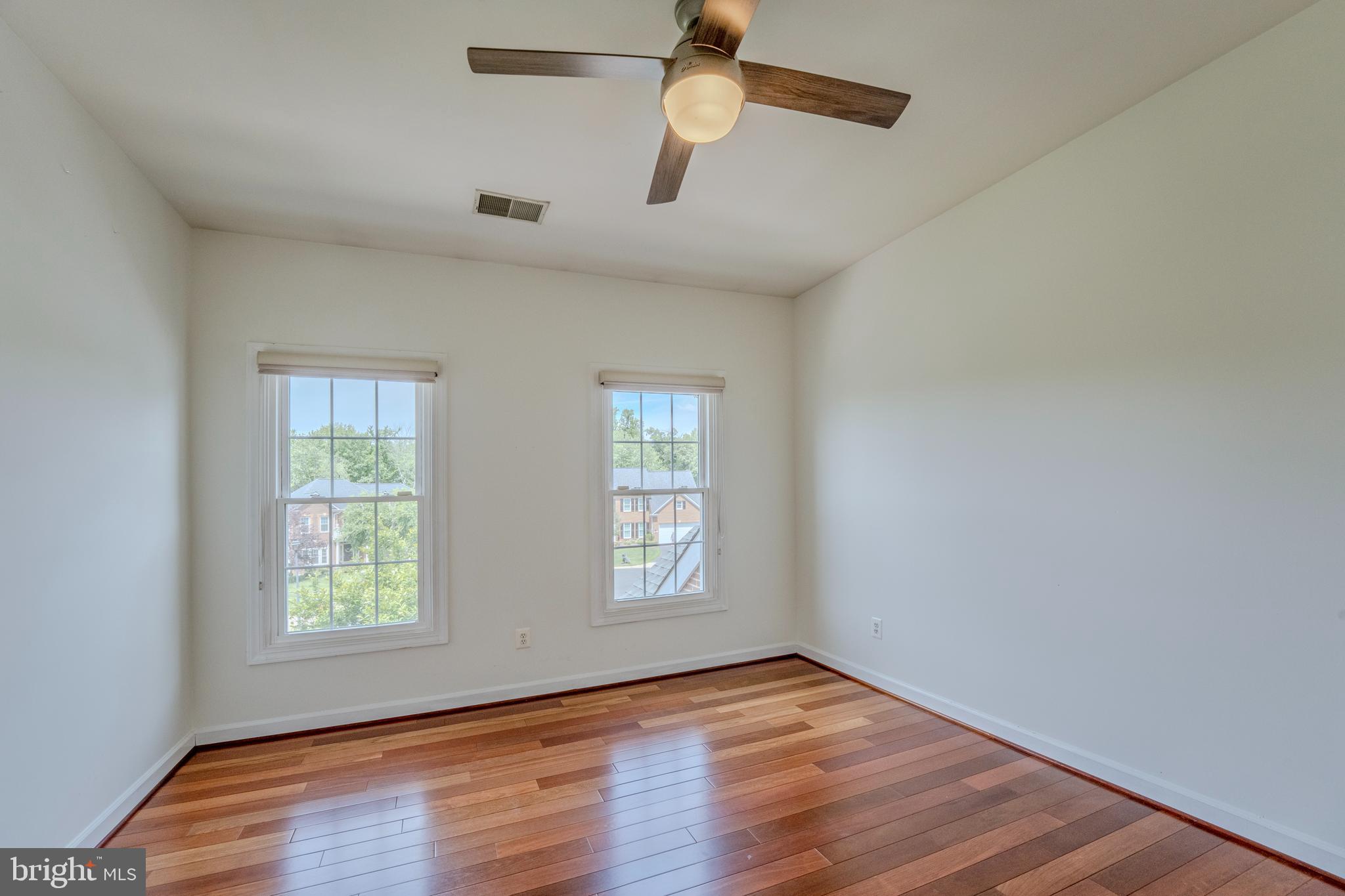 BERKSHIRE WOODS - Residential