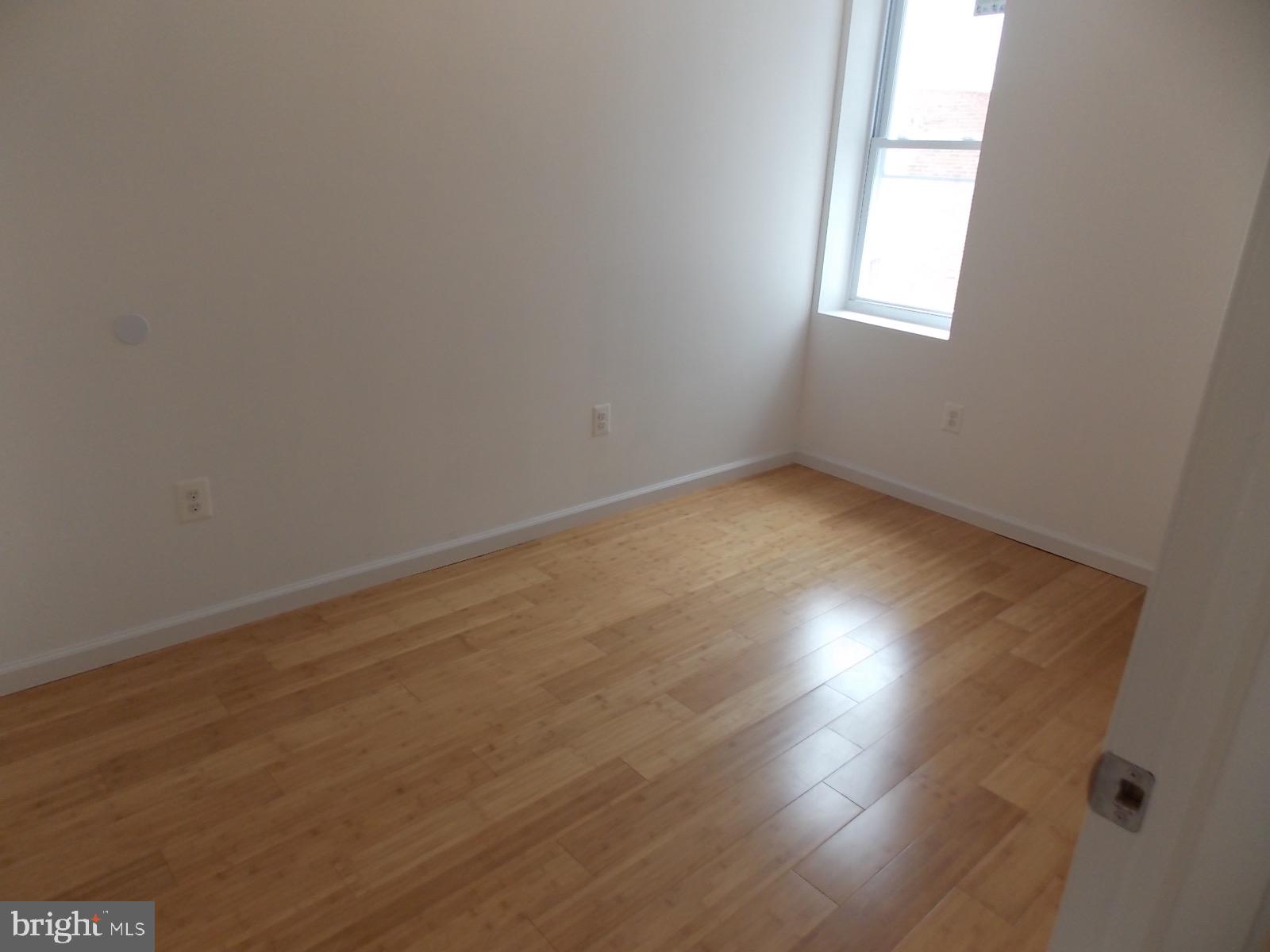 MANTUA - Residential