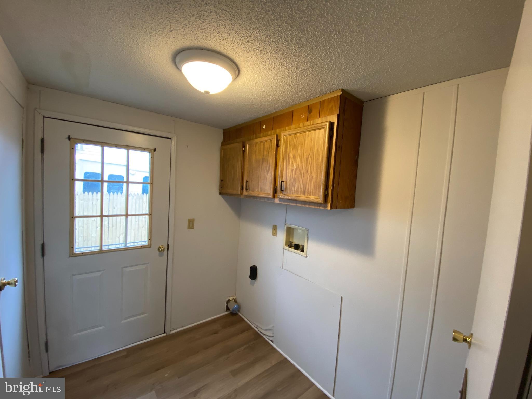 MAYFIELD - Residential Lease