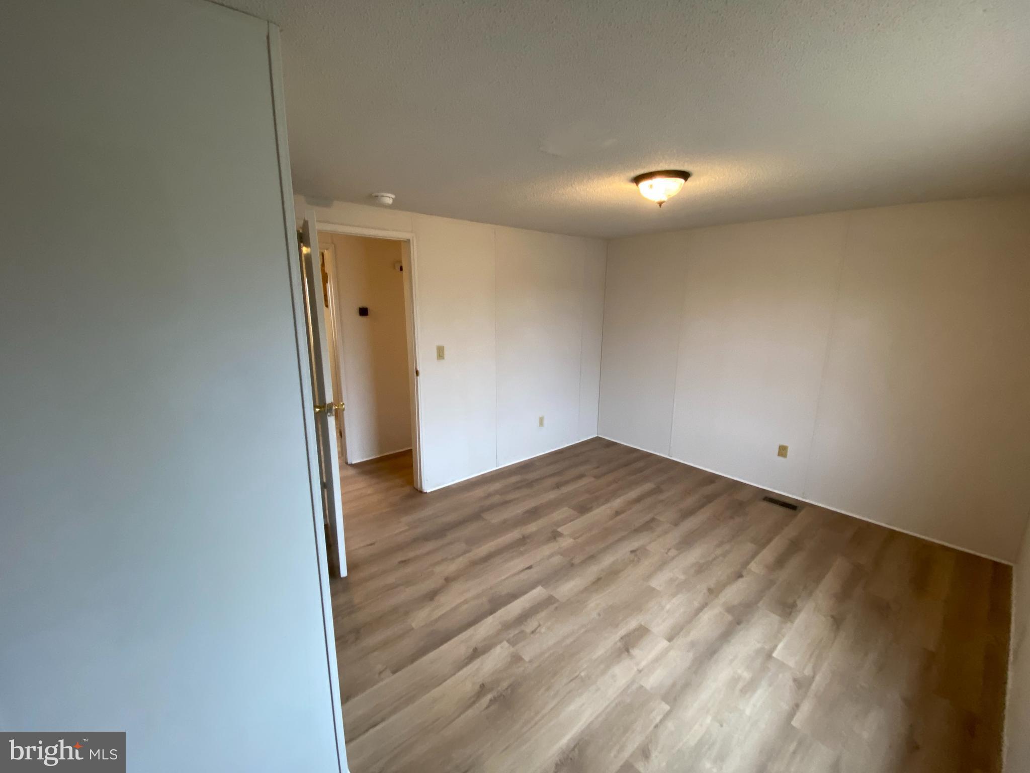 MAYFIELD - Residential Lease