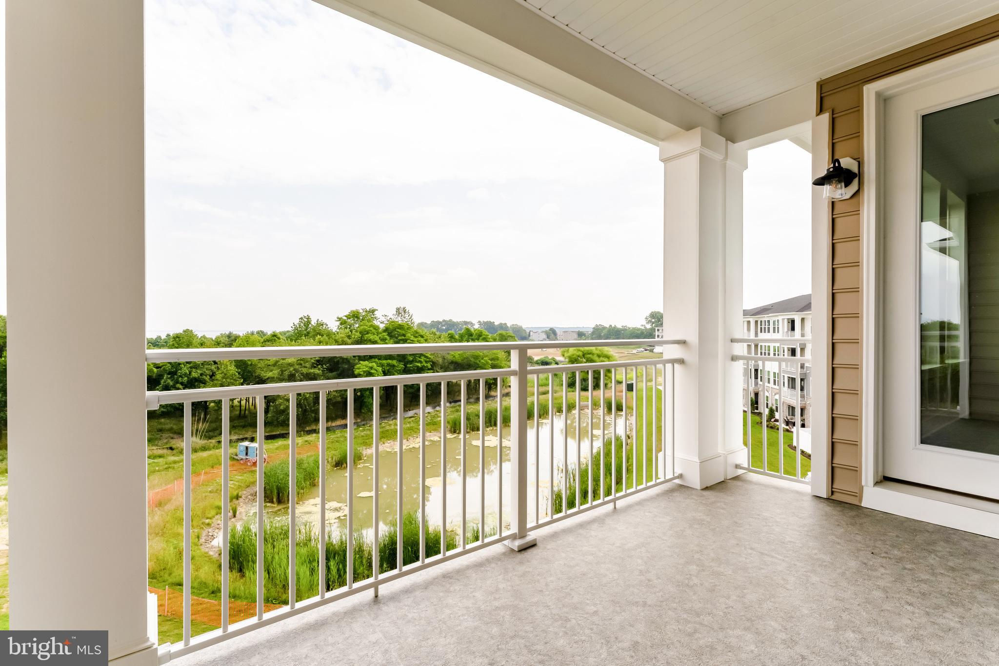FOUR SEASONS AT KENT ISLAND - Residential