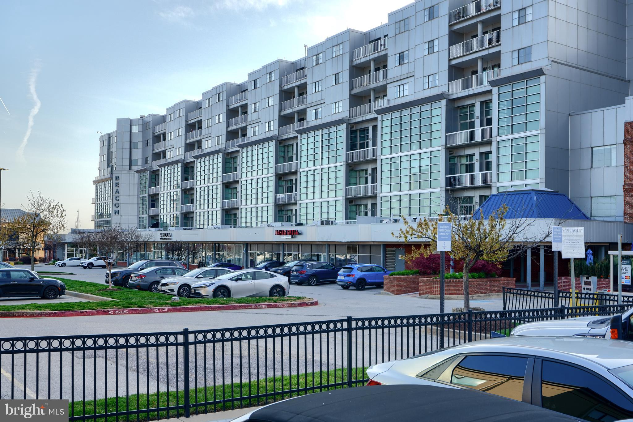 LIGHTHOUSE POINT EAST - Residential