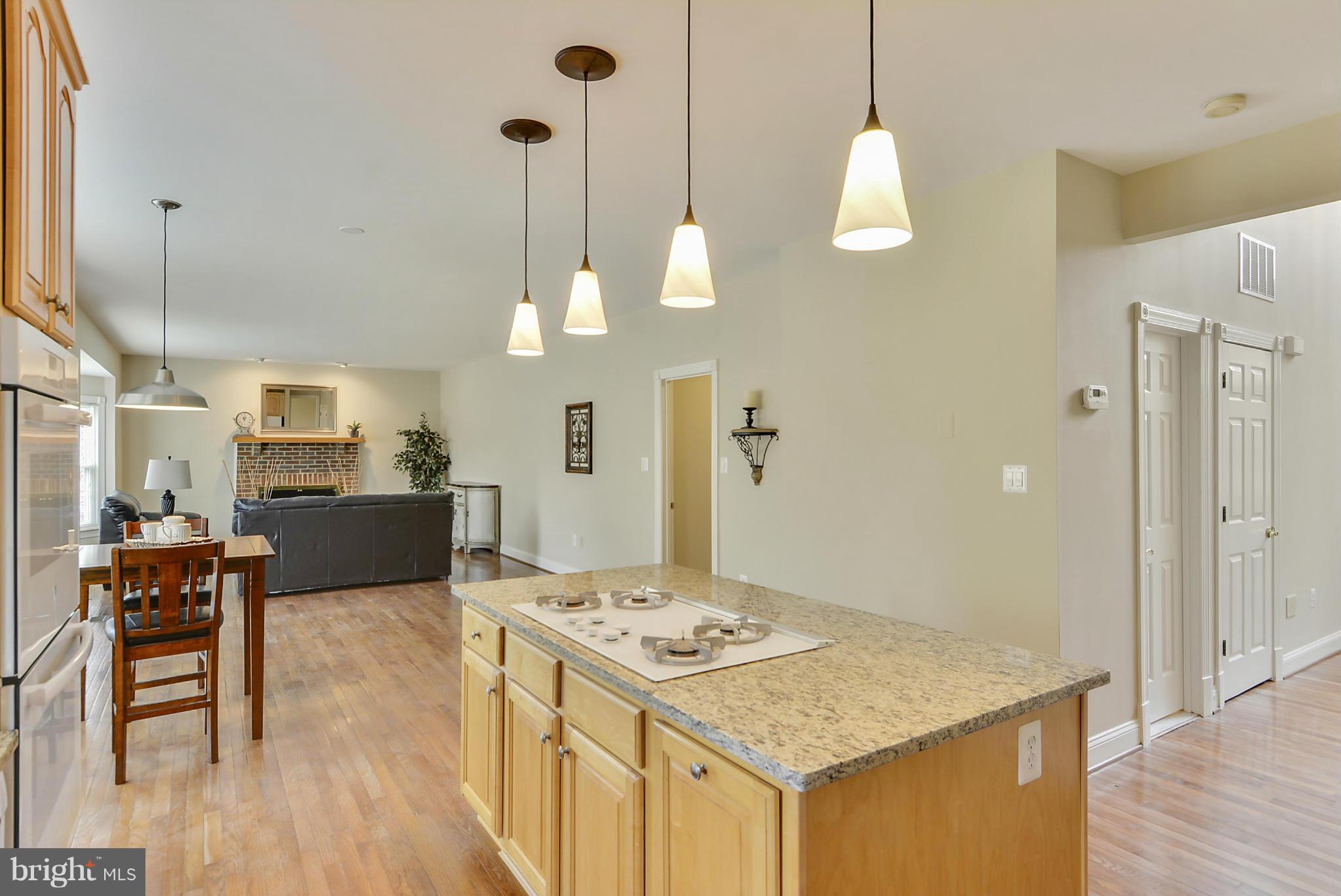 DARNESTOWN OUTSIDE - Residential