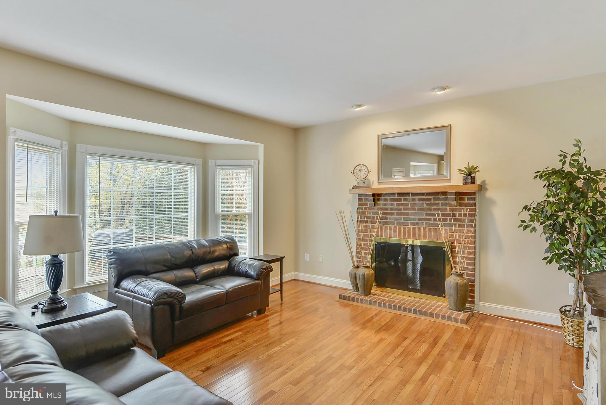 DARNESTOWN OUTSIDE - Residential