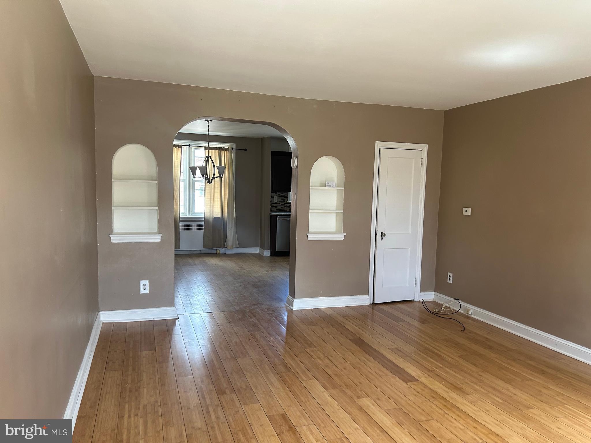 MAYFAIR (WEST) - Residential