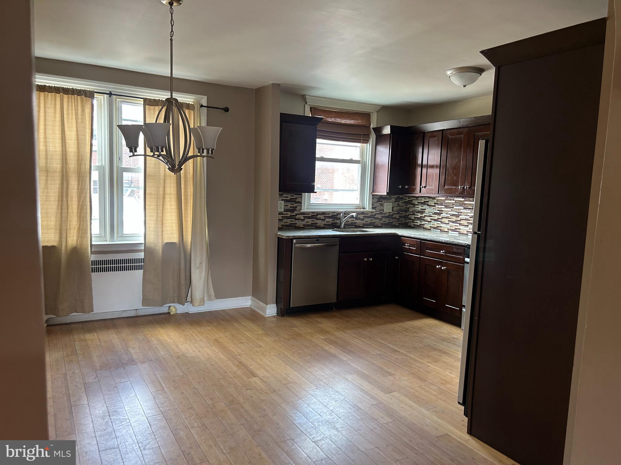 MAYFAIR (WEST) - Residential
