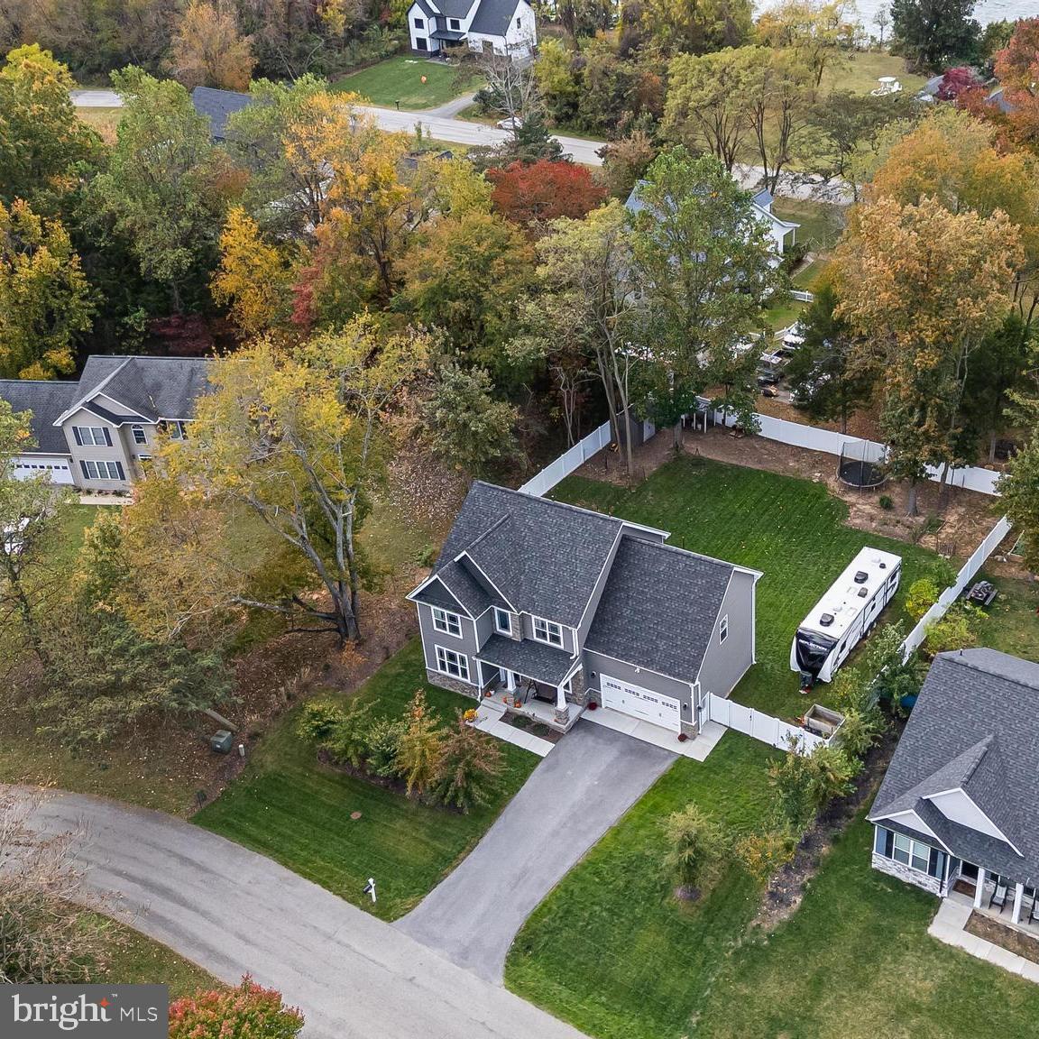 CLIFFTON ON THE POTOMAC - Residential