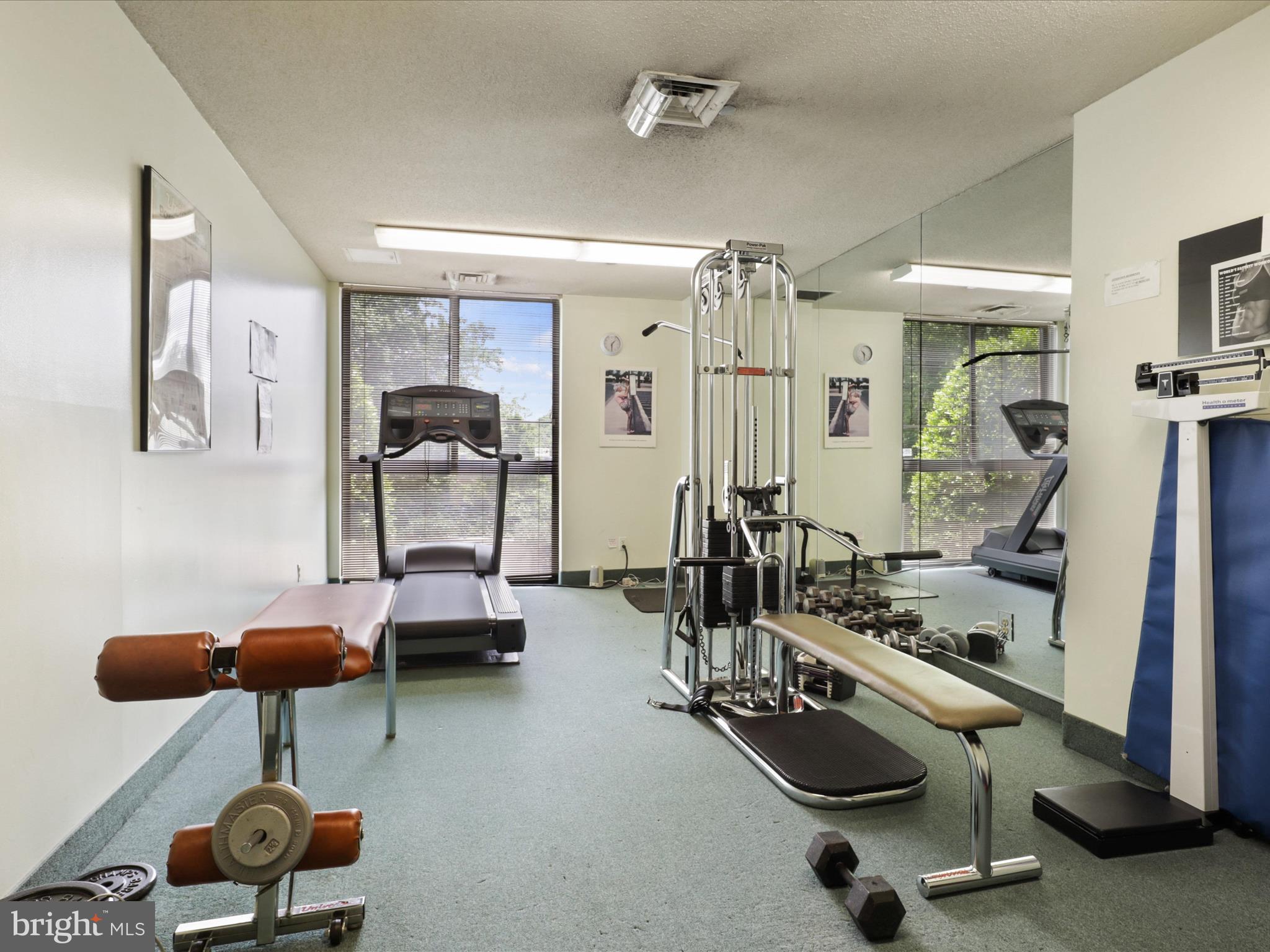 BARKLEY CONDO - Residential Lease