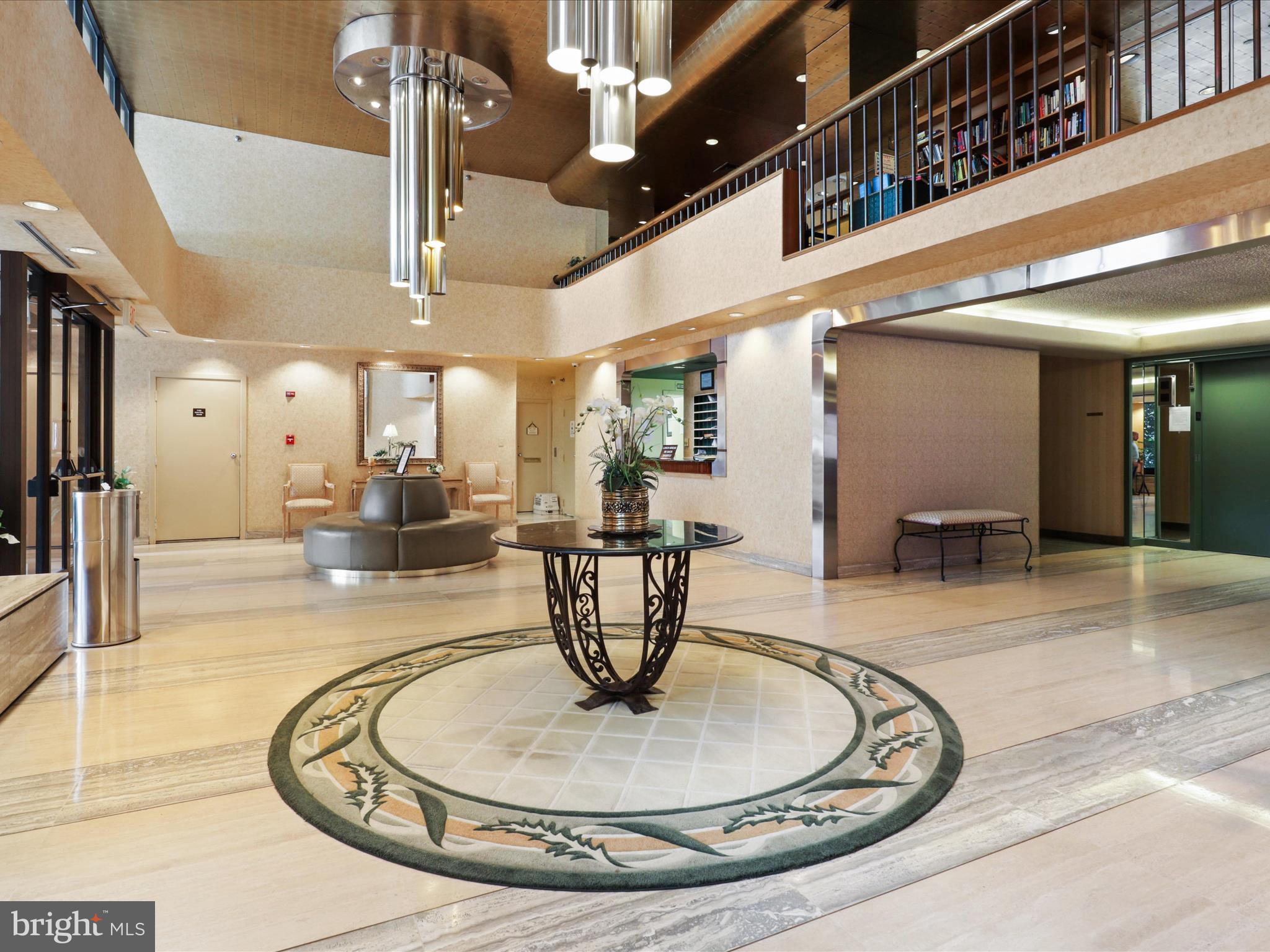 BARKLEY CONDO - Residential Lease