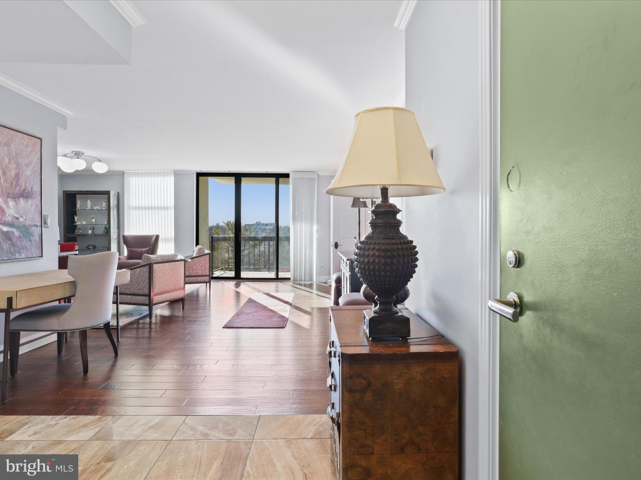 BARKLEY CONDO - Residential Lease