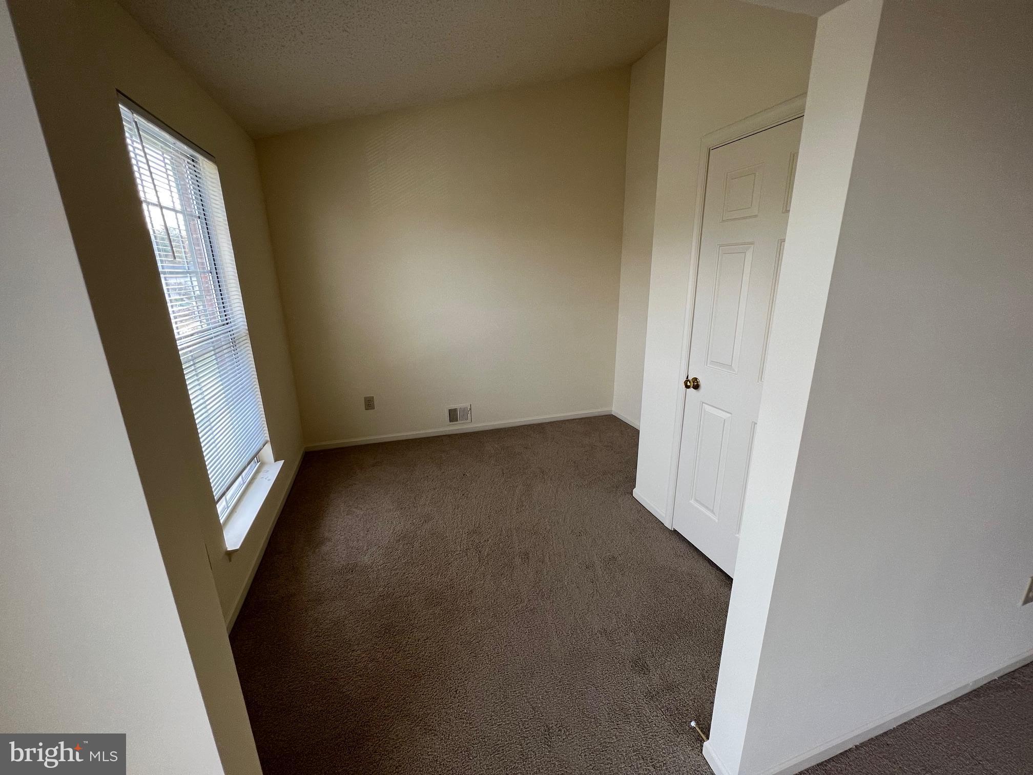 HERNDON - Residential Lease