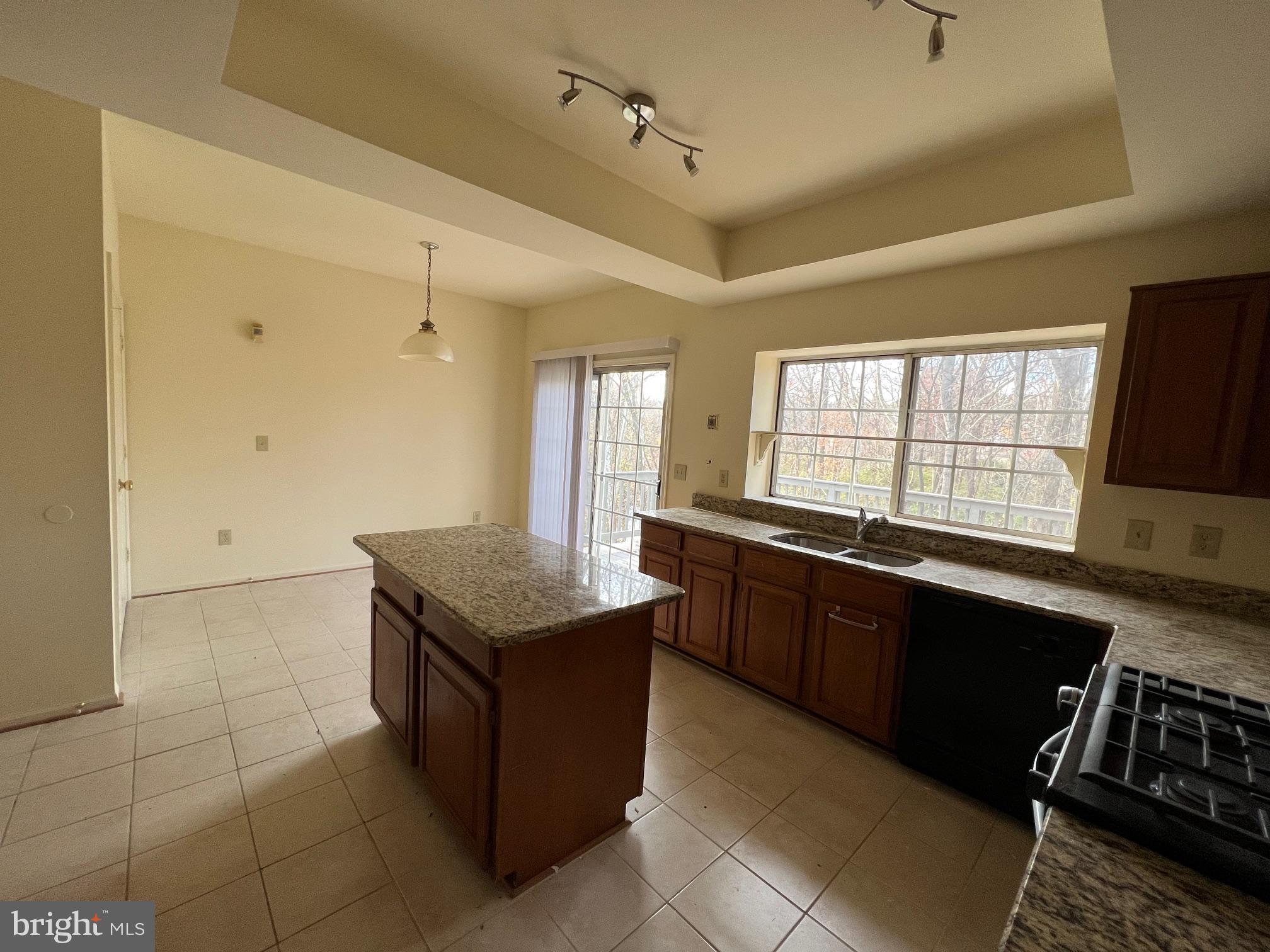 HERNDON - Residential Lease