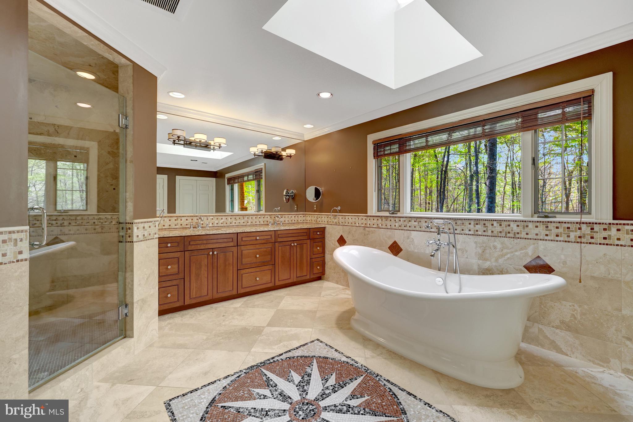 CANTERWOOD - Residential