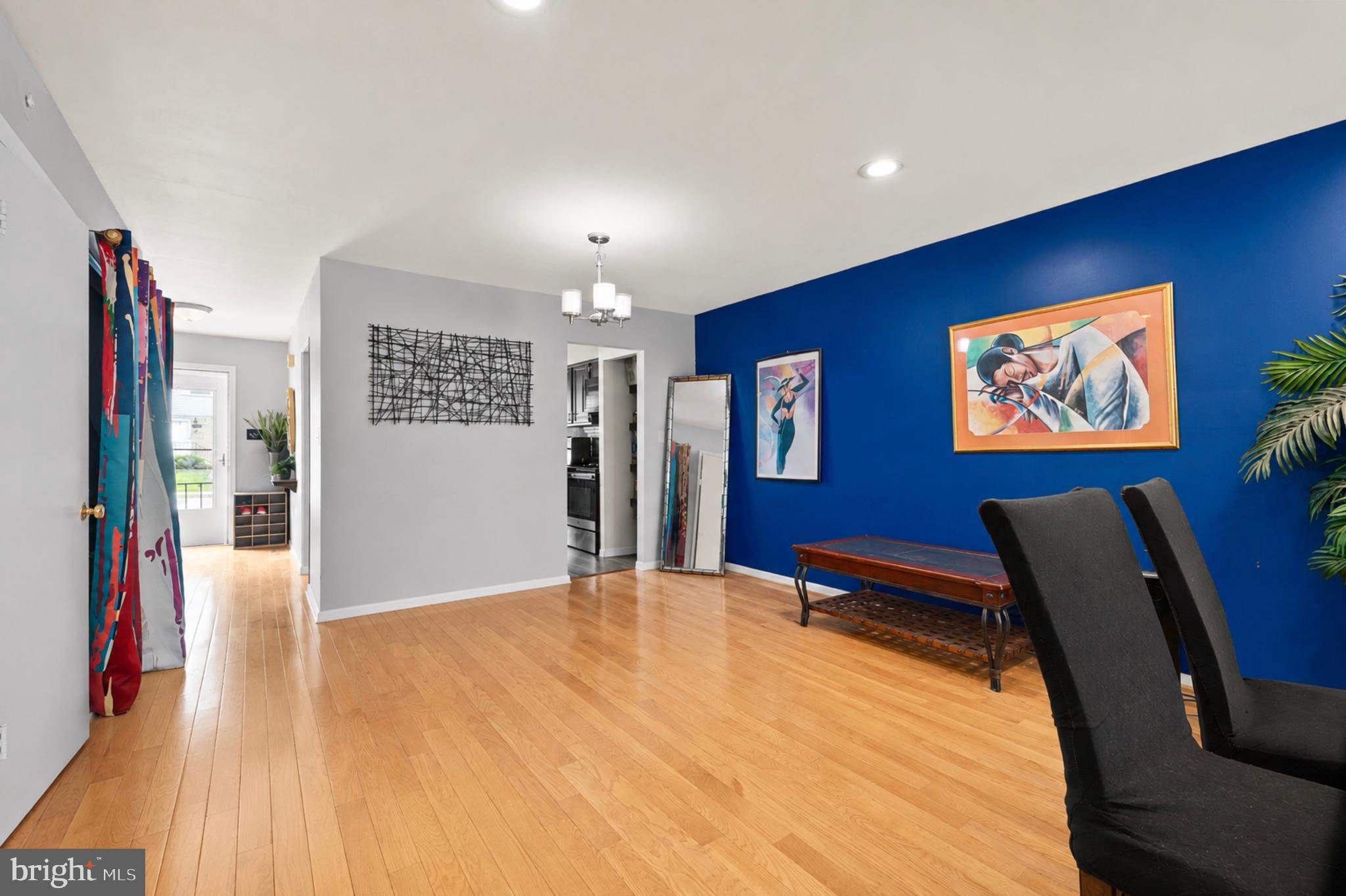 KINGS POINT - Residential