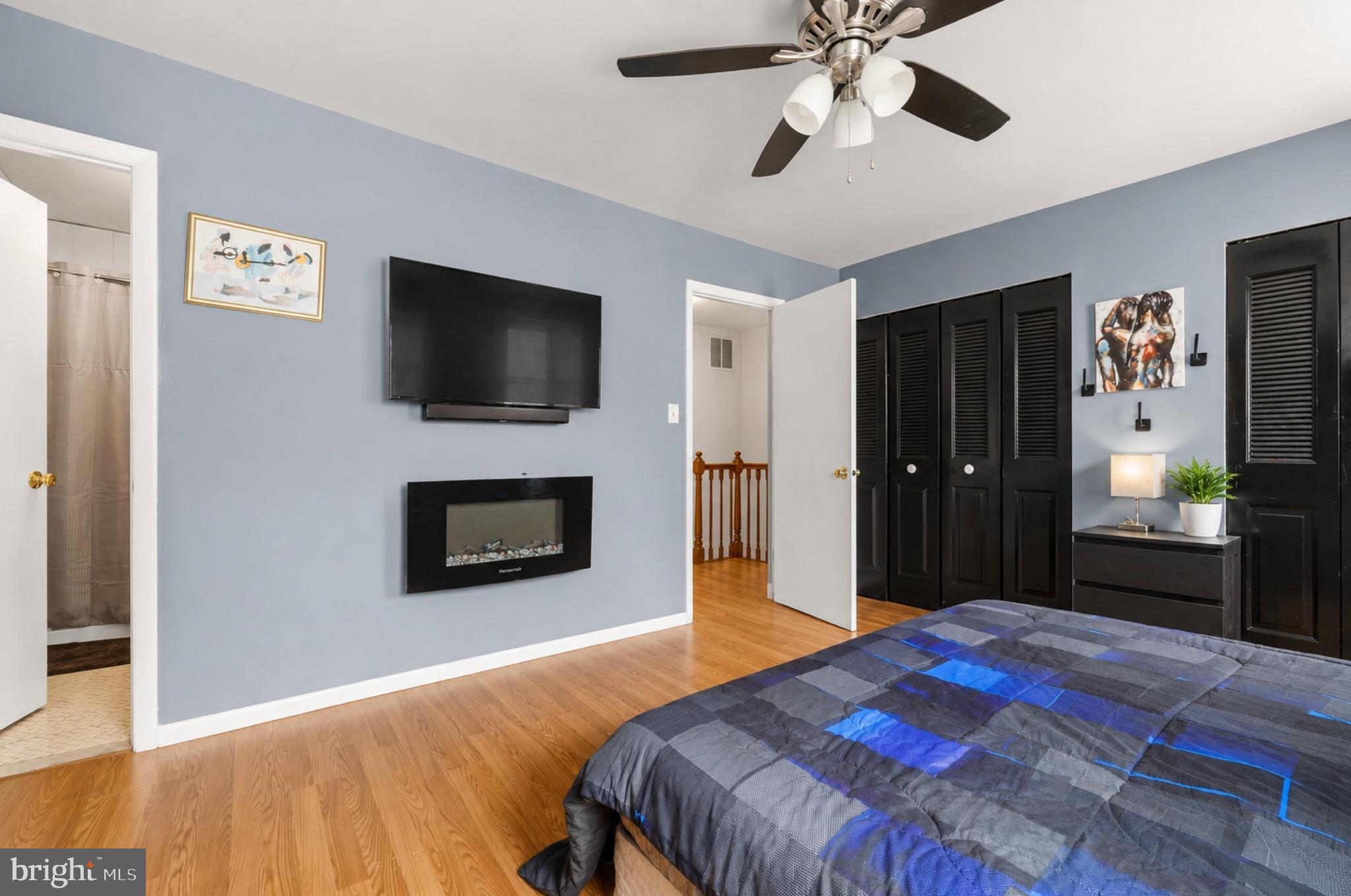 KINGS POINT - Residential