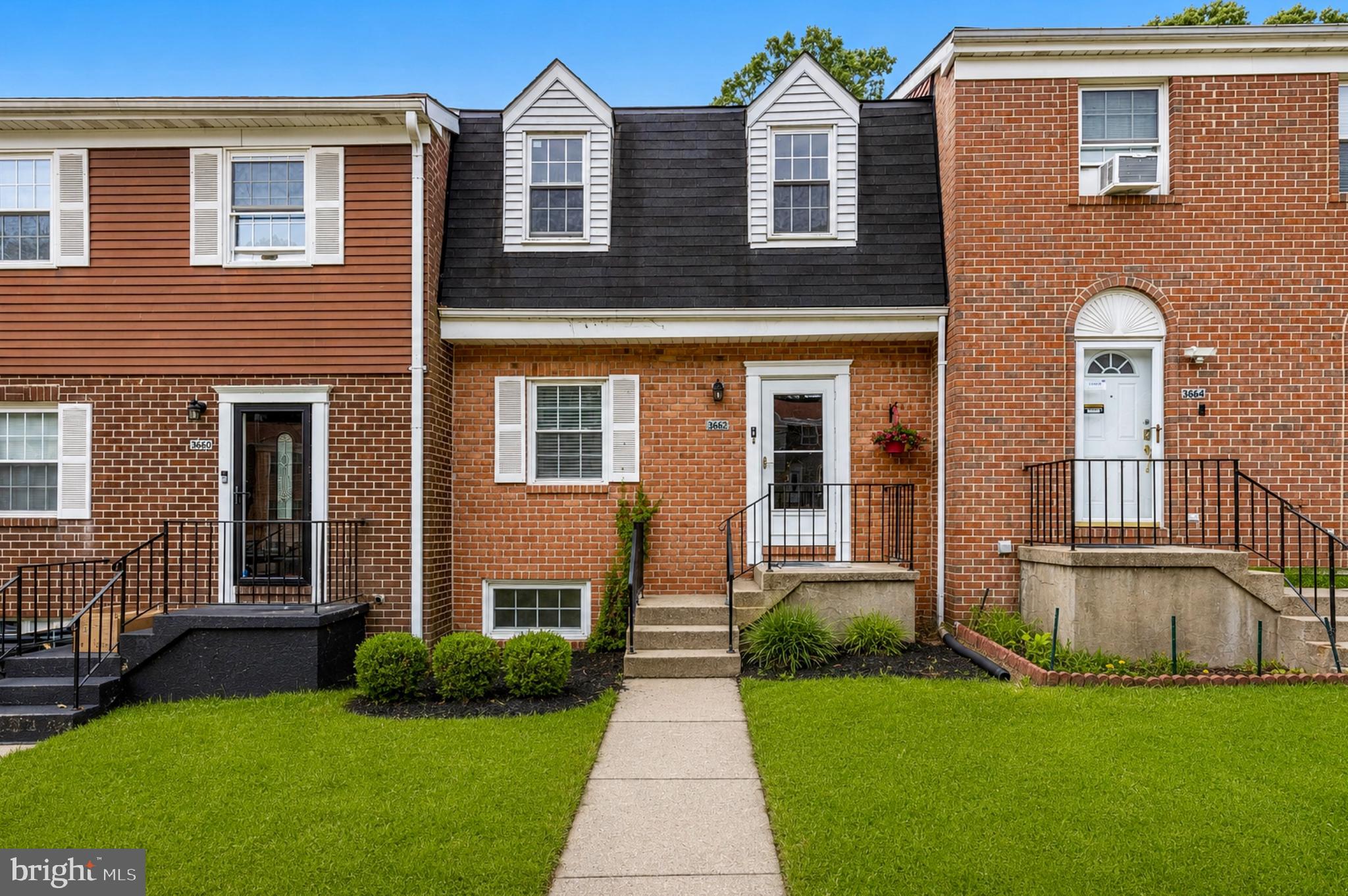 KINGS POINT - Residential