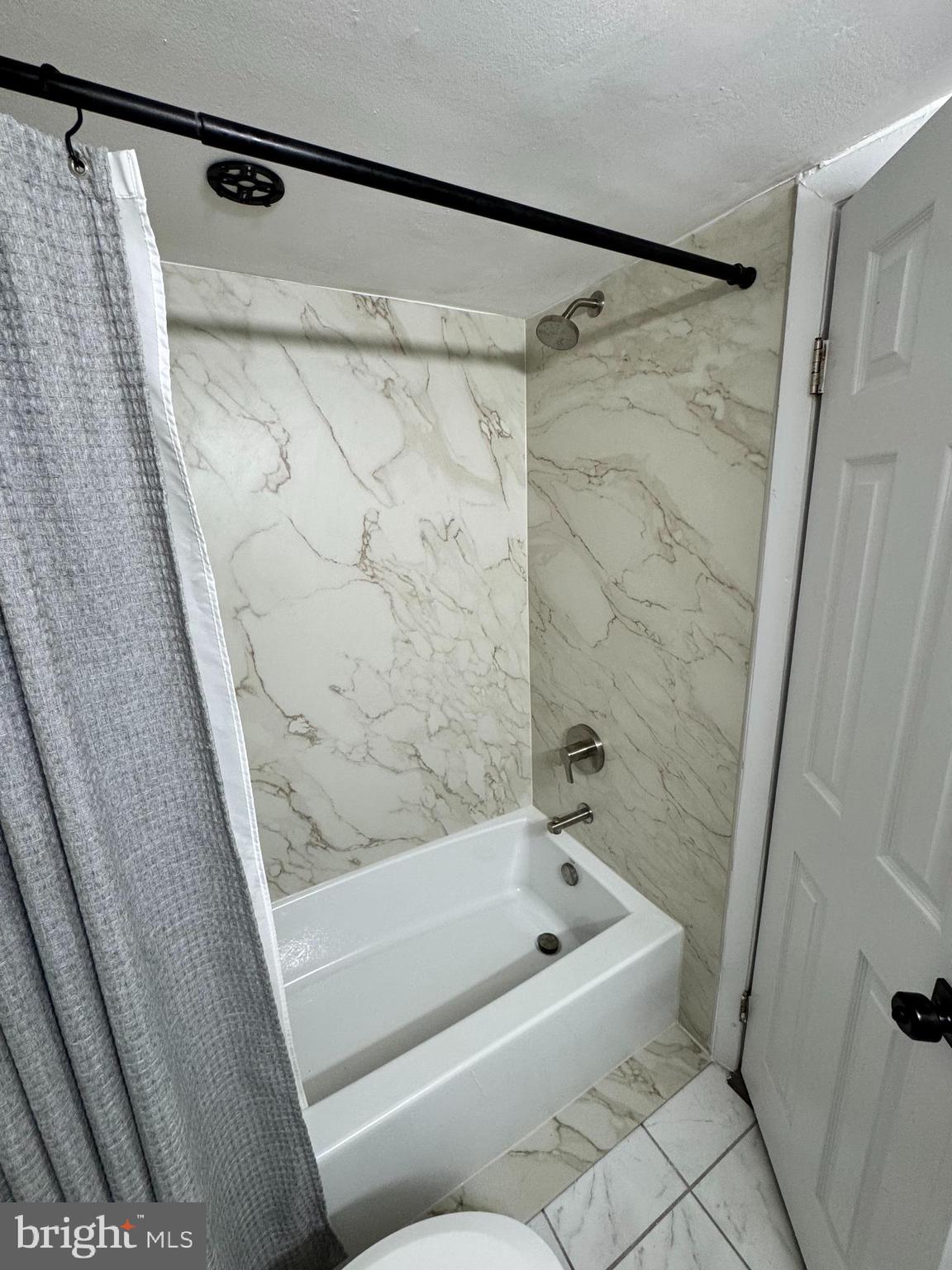 OCCOQUAN RIDGE CONDO - Residential