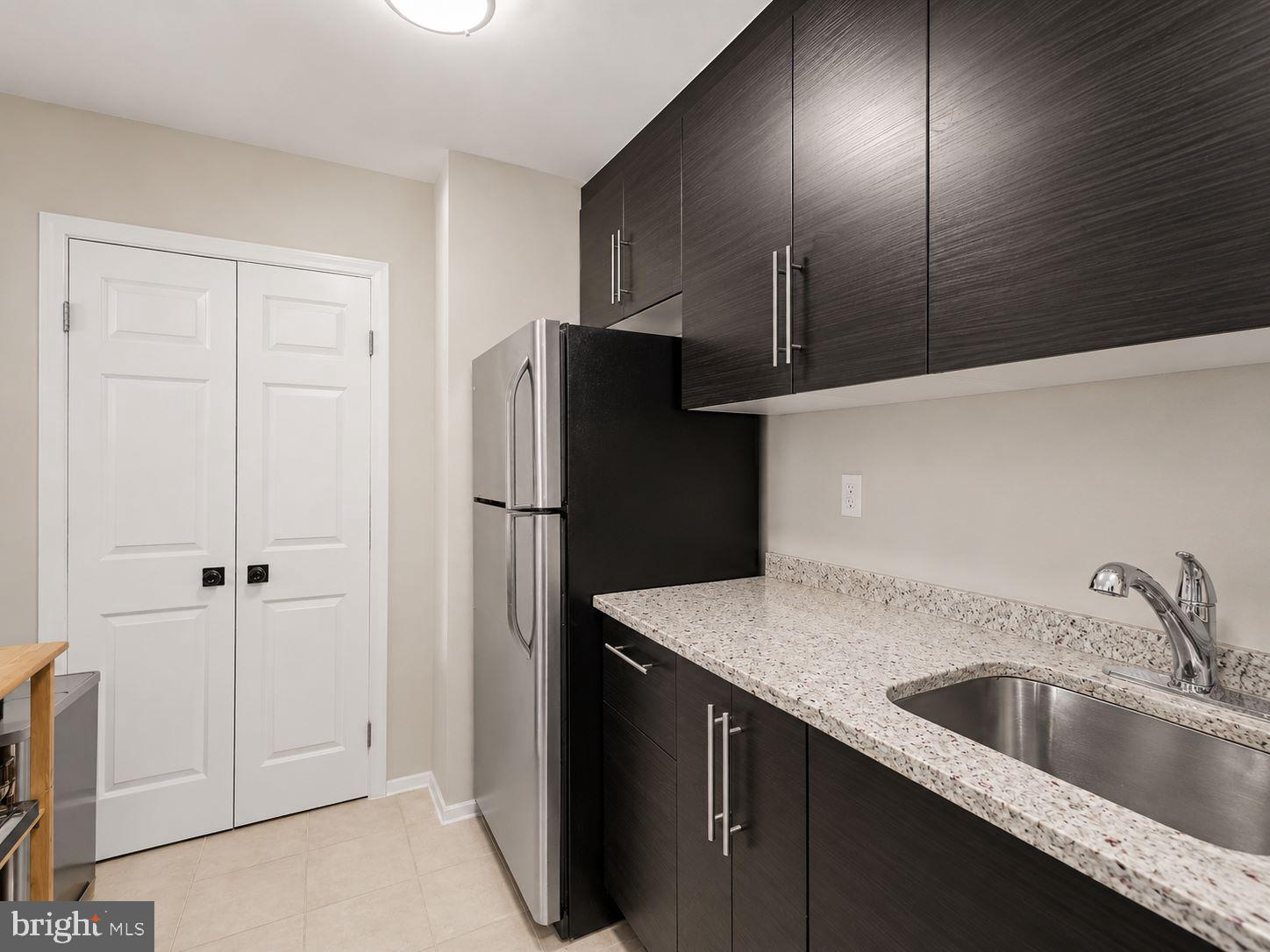 OCCOQUAN RIDGE CONDO - Residential