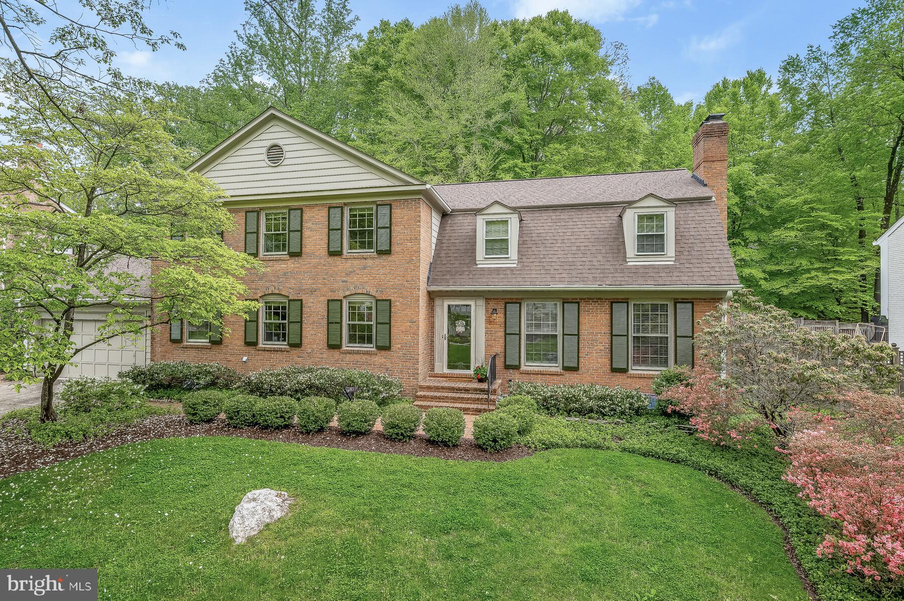 RIVER FALLS - Residential