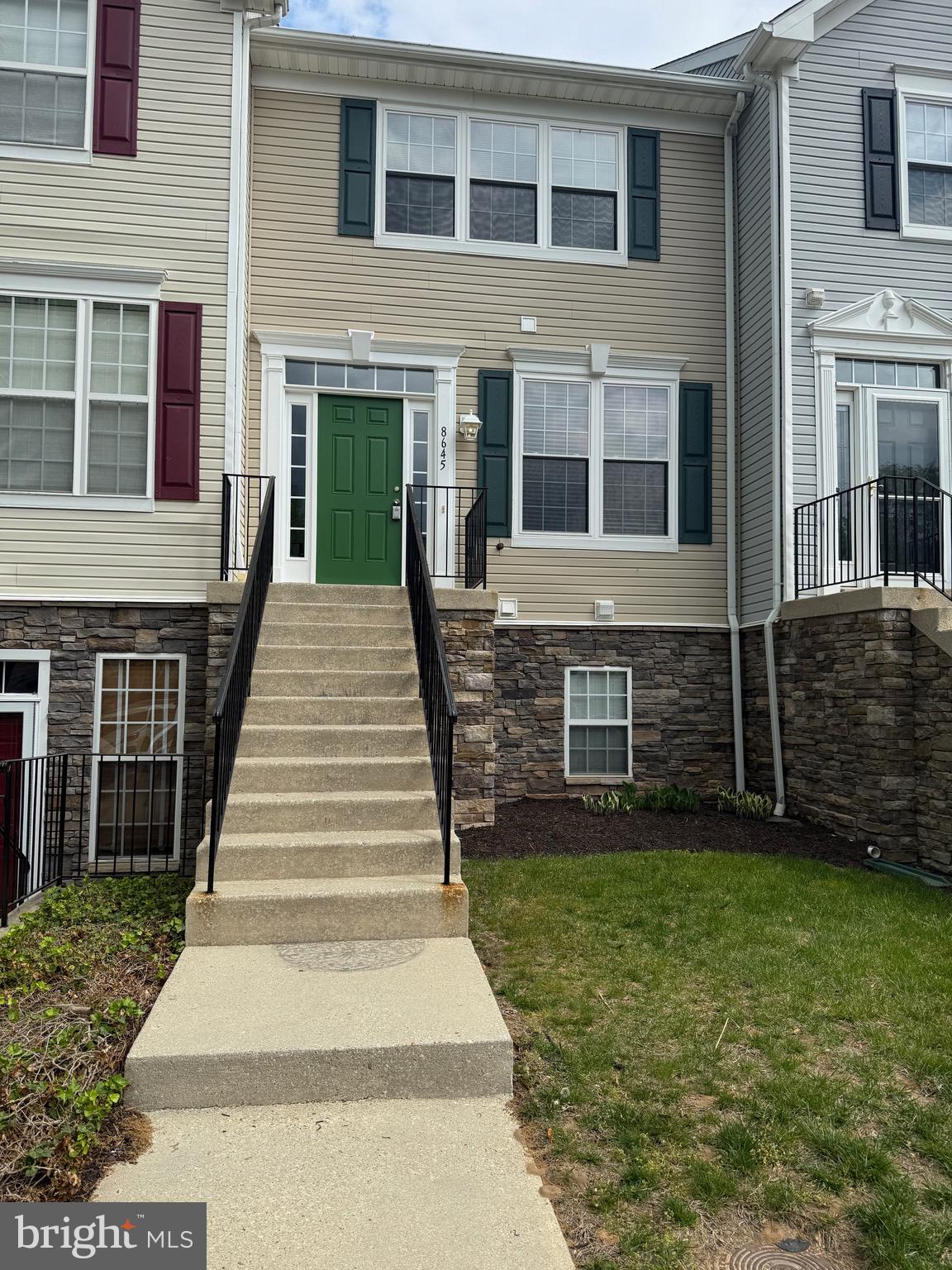 PINEY ORCHARD - Residential Lease