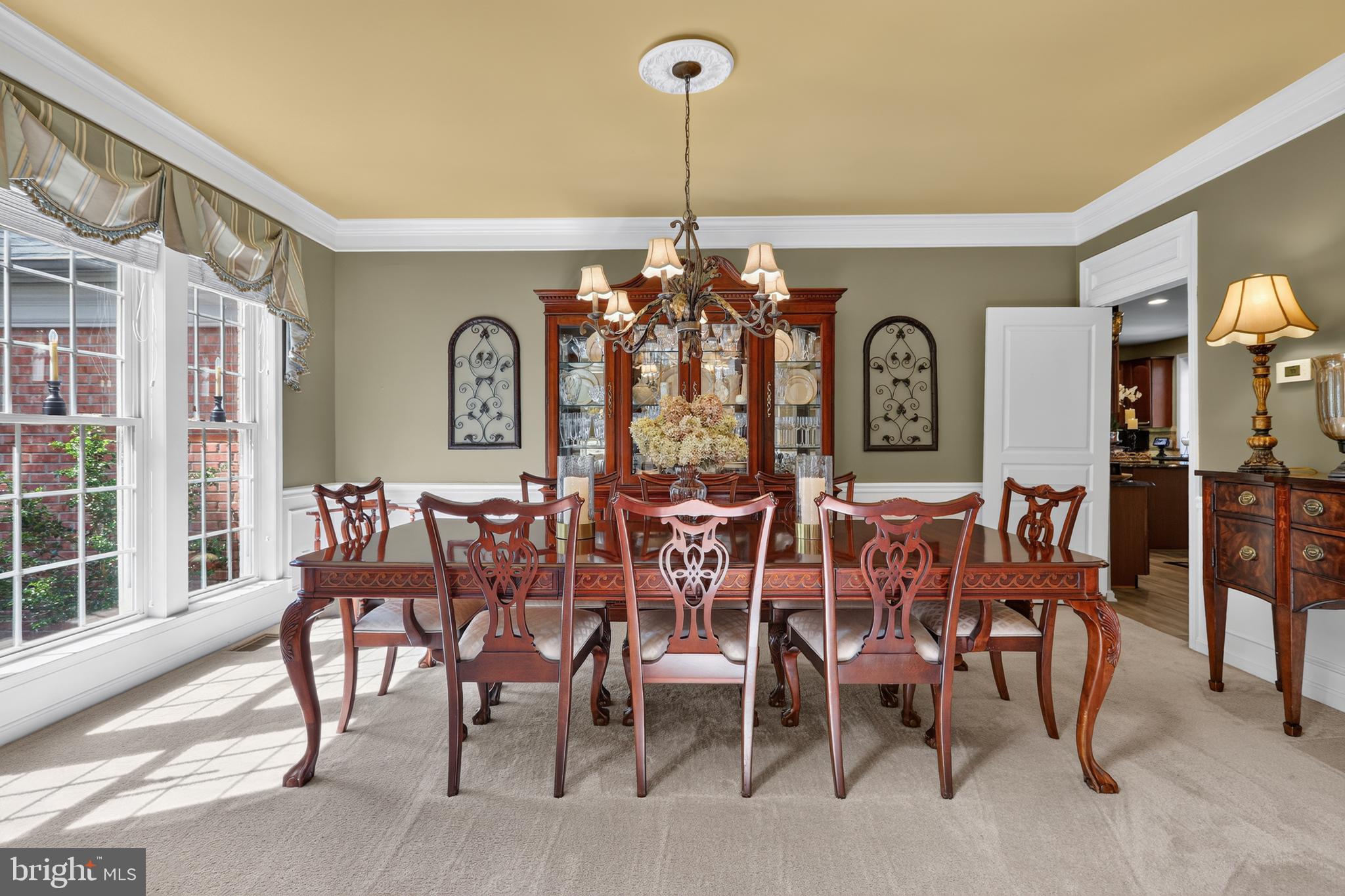 EAGLE HUNT - Residential