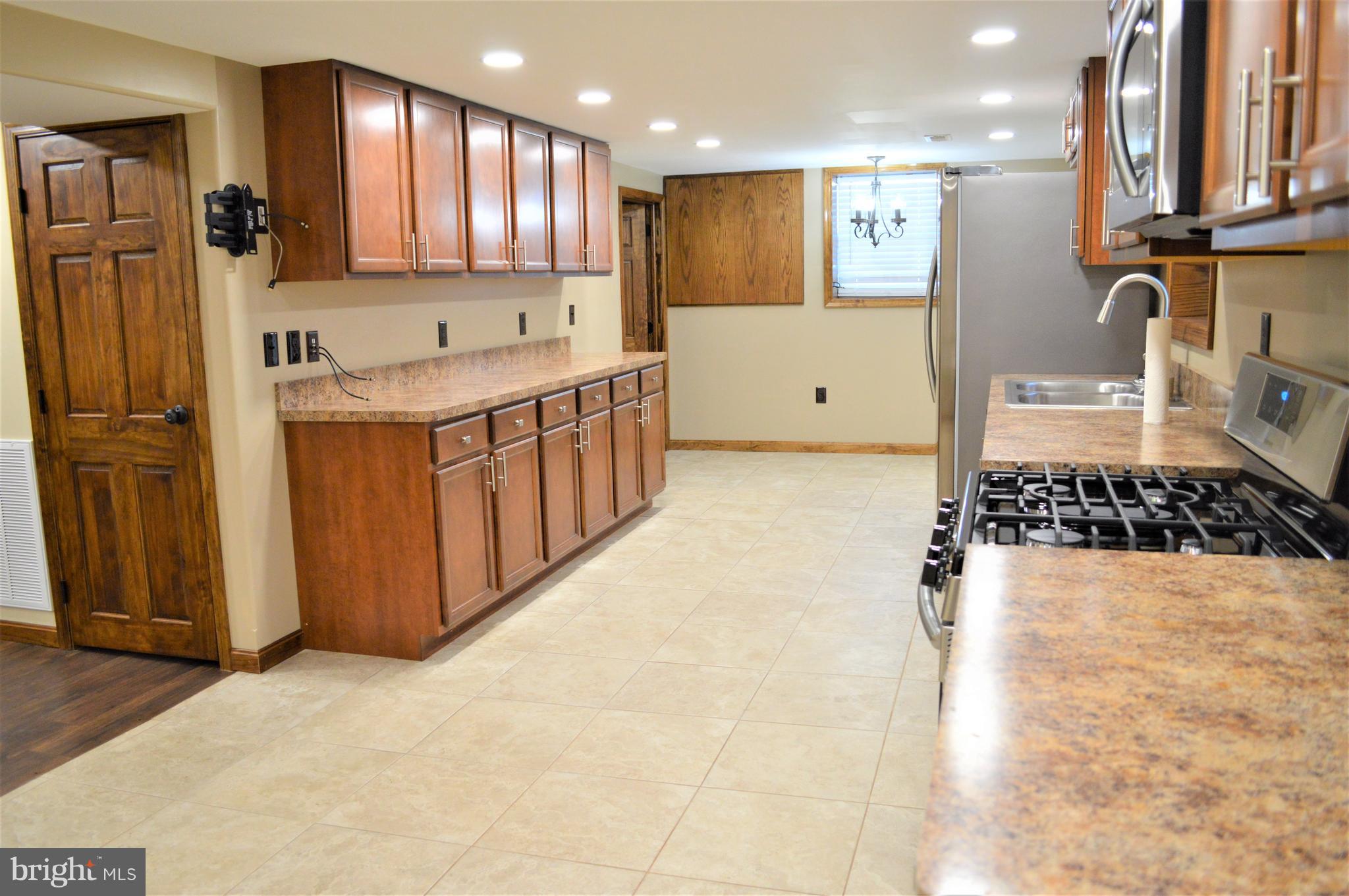 BELLE PARC - Residential Lease