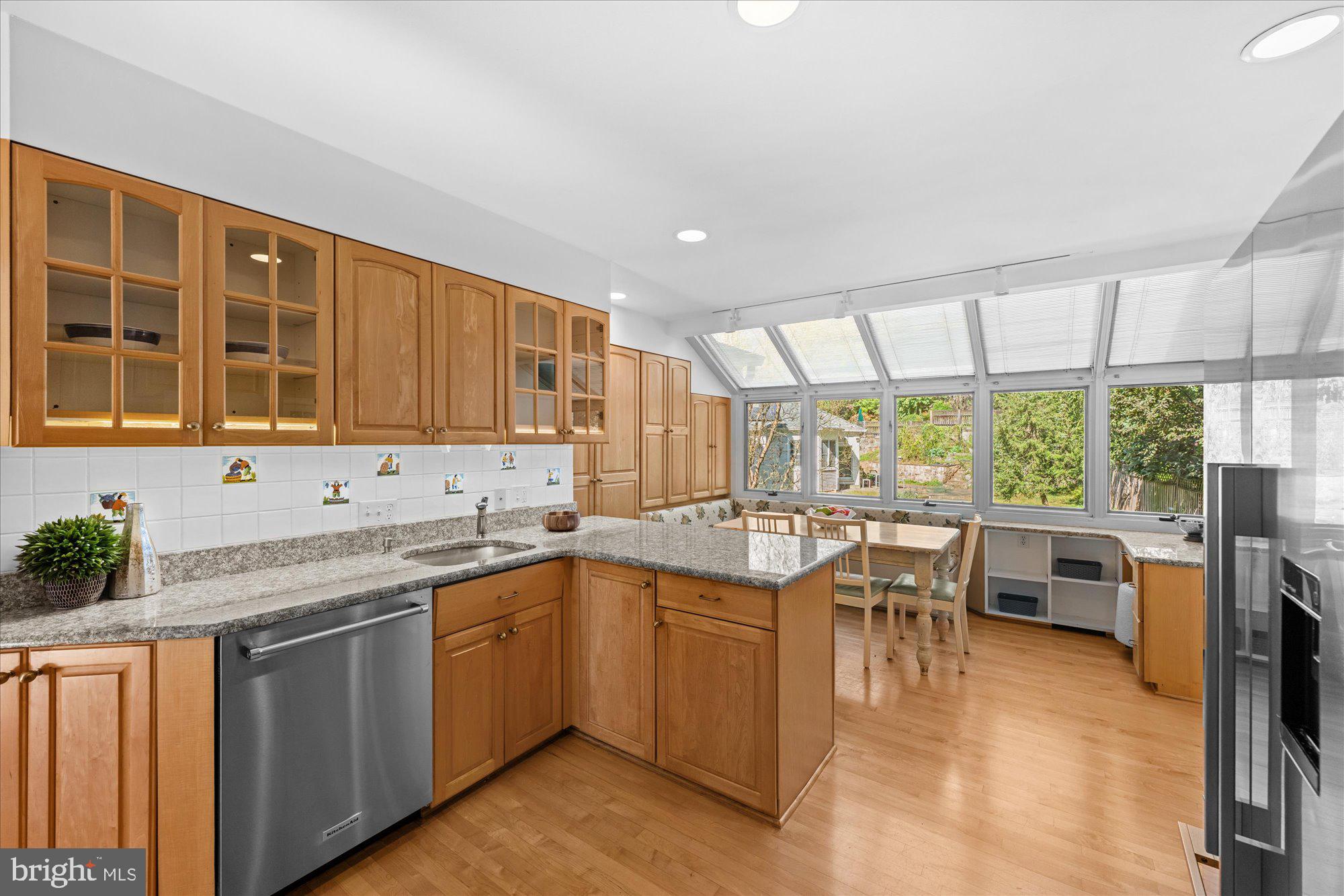 SUMNER - Residential