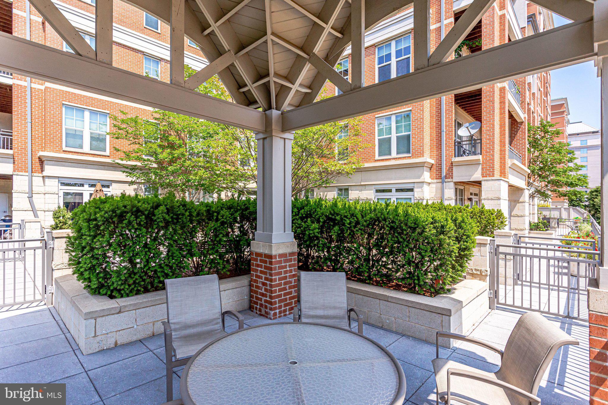 MERCER - Residential