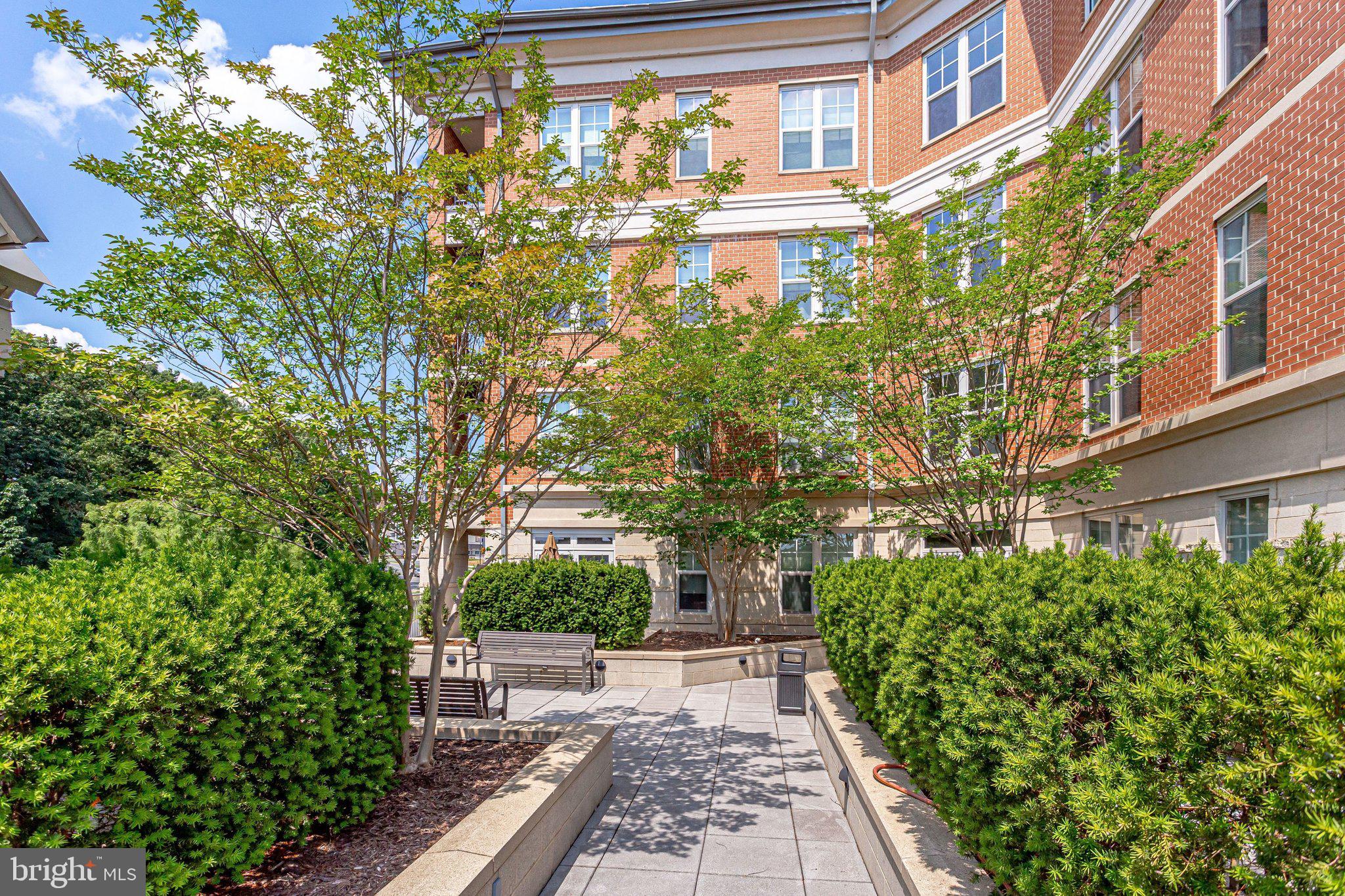 MERCER - Residential