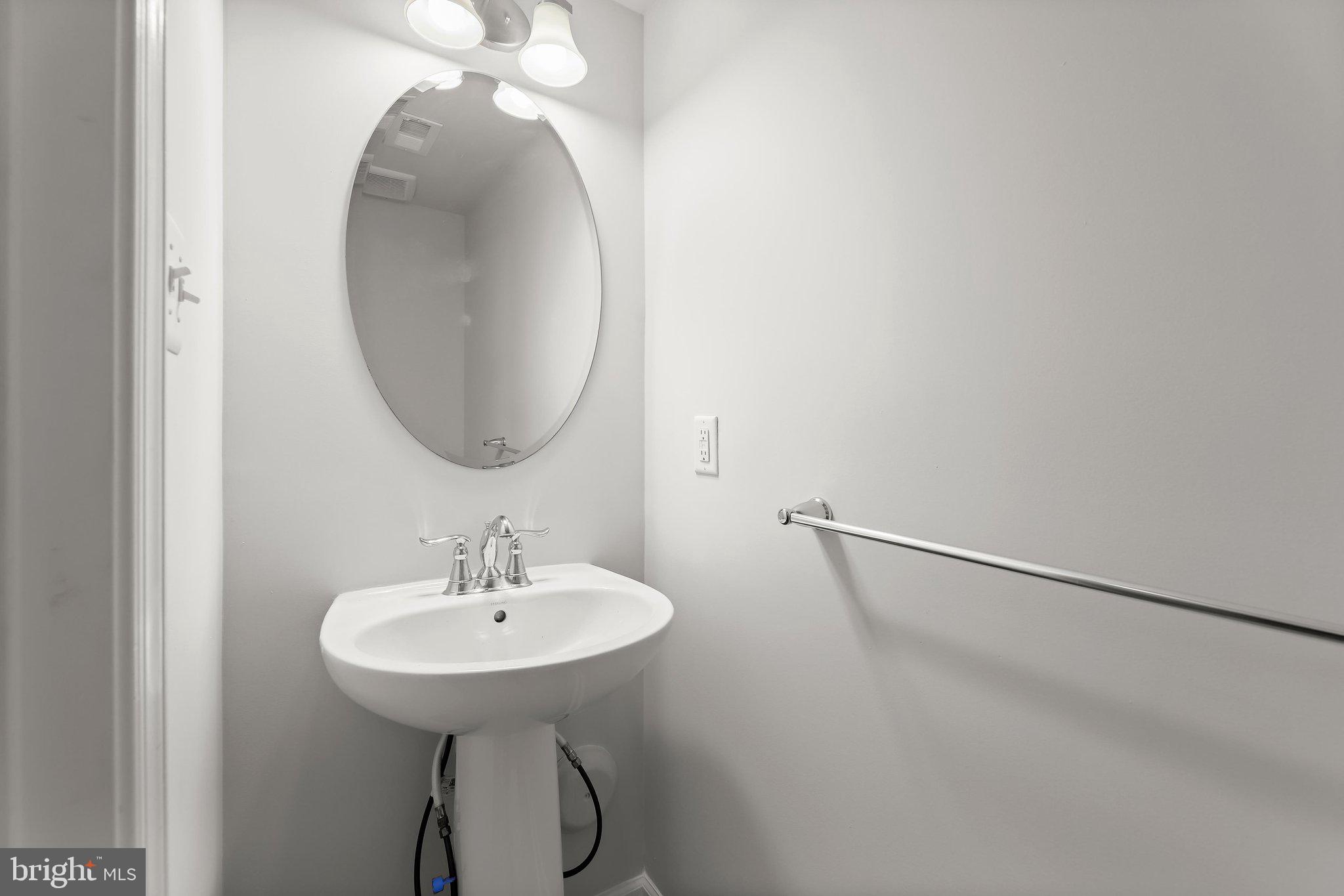 HIGHGATE VILLAGE - Residential