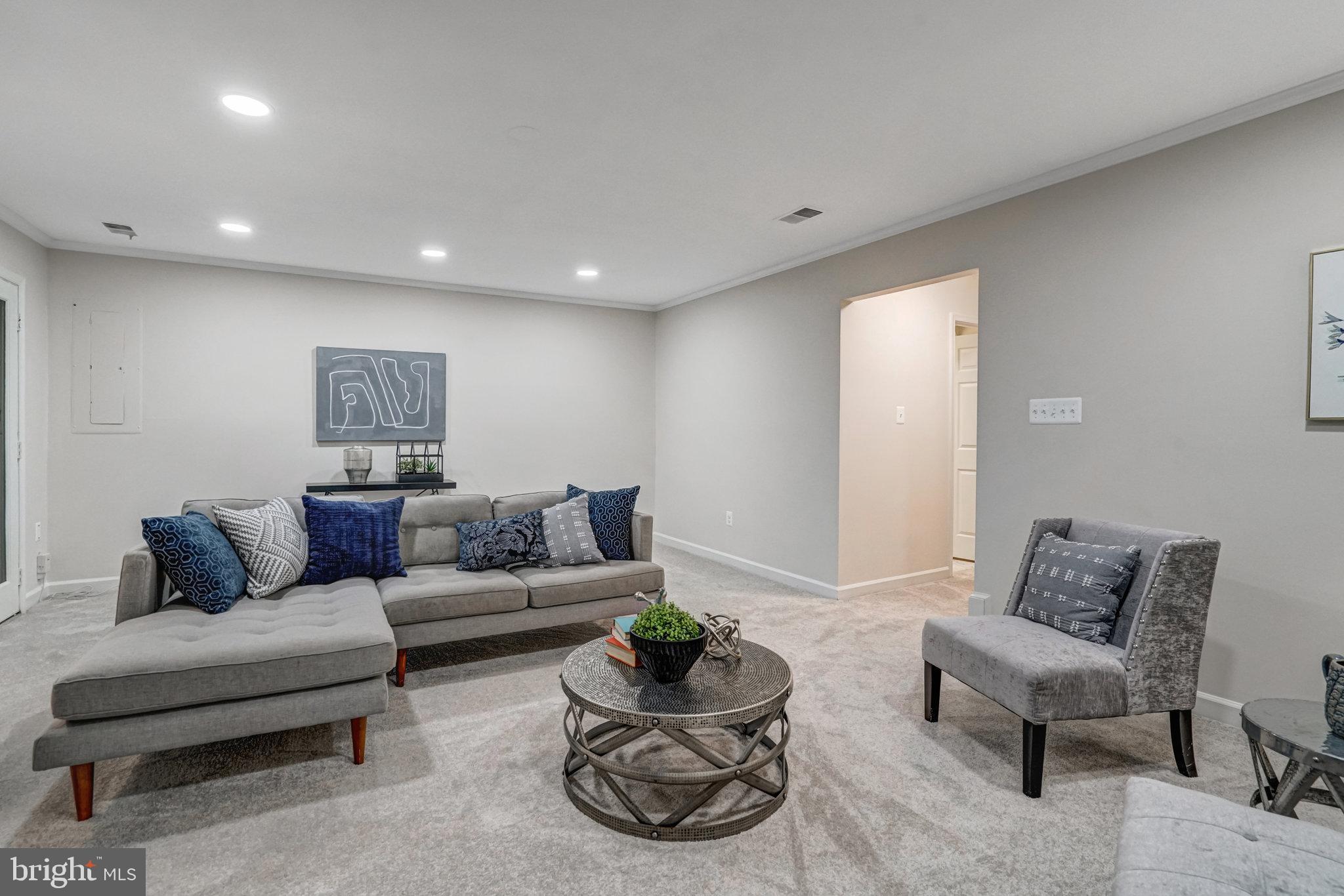 WOODFIELD ESTATES - Residential