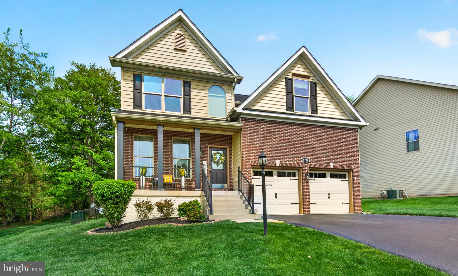 LAKE LINGANORE WOODRIDGE - Residential