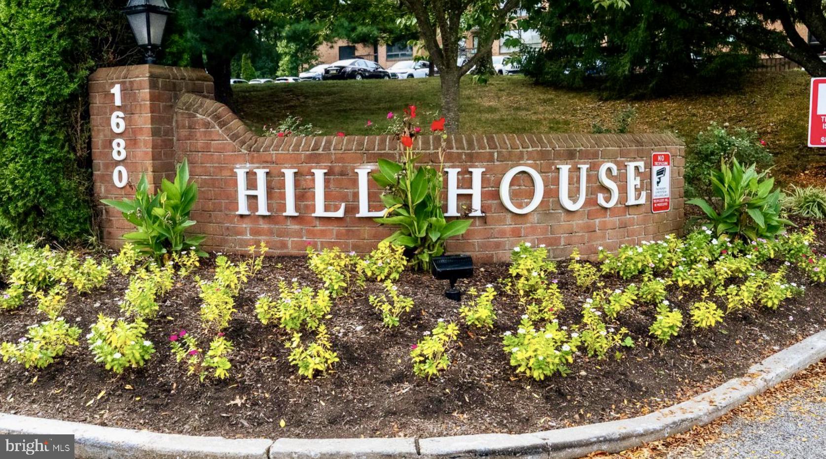 HILL HOUSE - Residential