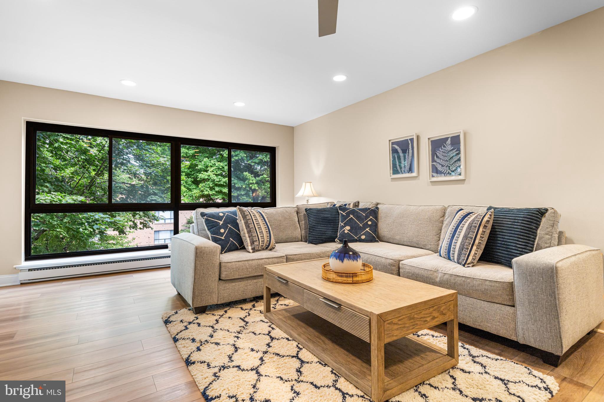 HILL HOUSE - Residential
