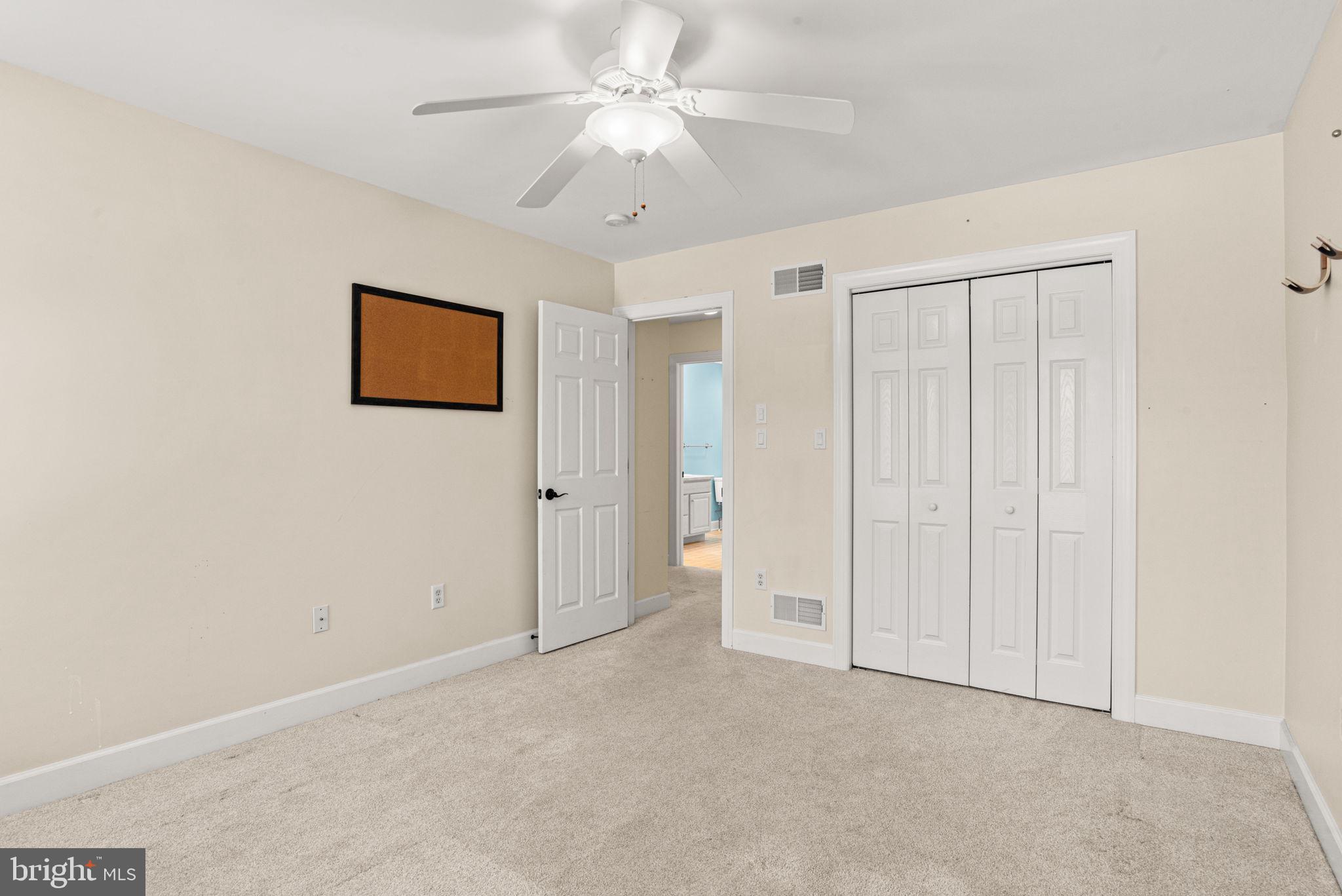 SOUTHPOINT MEADOWS - Residential