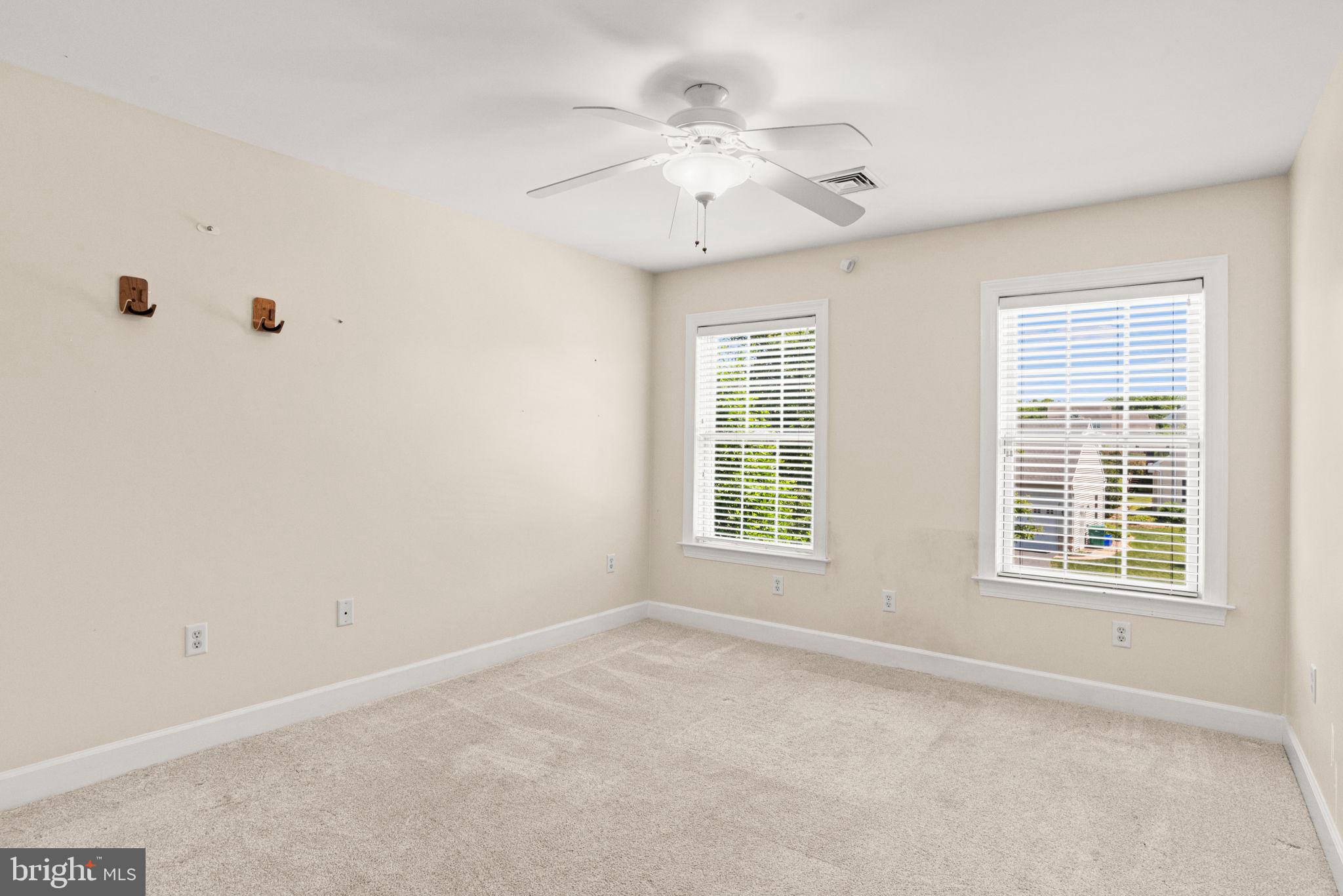 SOUTHPOINT MEADOWS - Residential