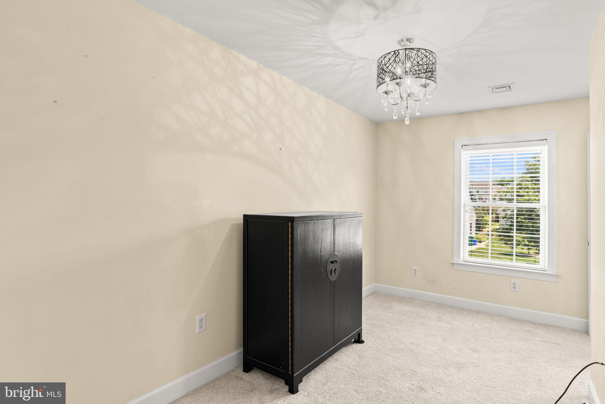 SOUTHPOINT MEADOWS - Residential