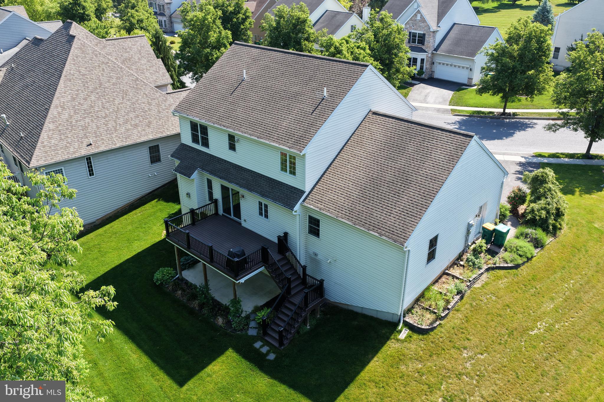 SOUTHPOINT MEADOWS - Residential