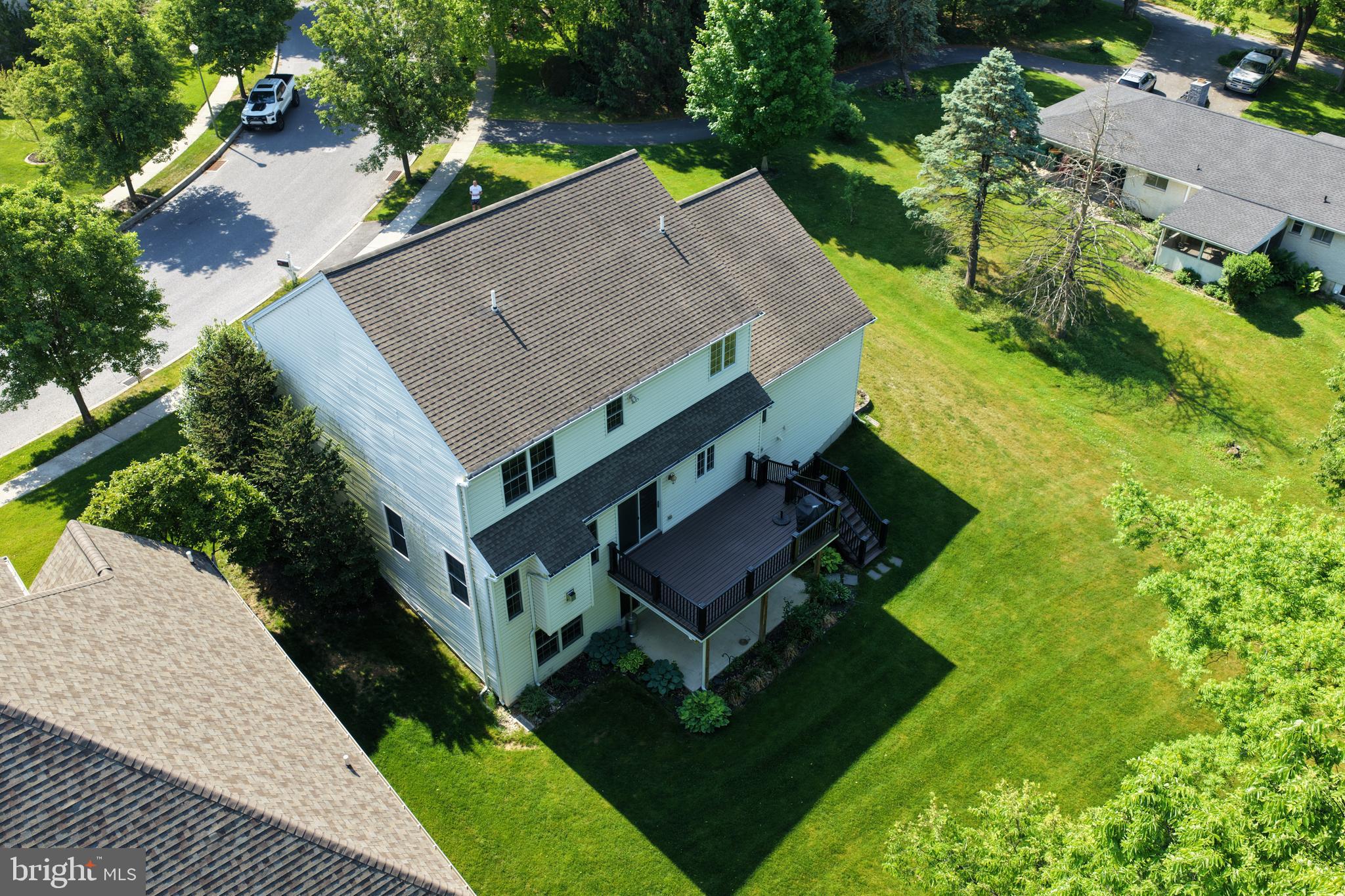 SOUTHPOINT MEADOWS - Residential
