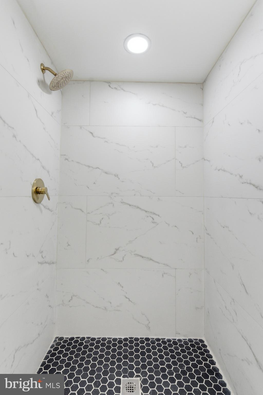 MARBLE HILL - Residential Income